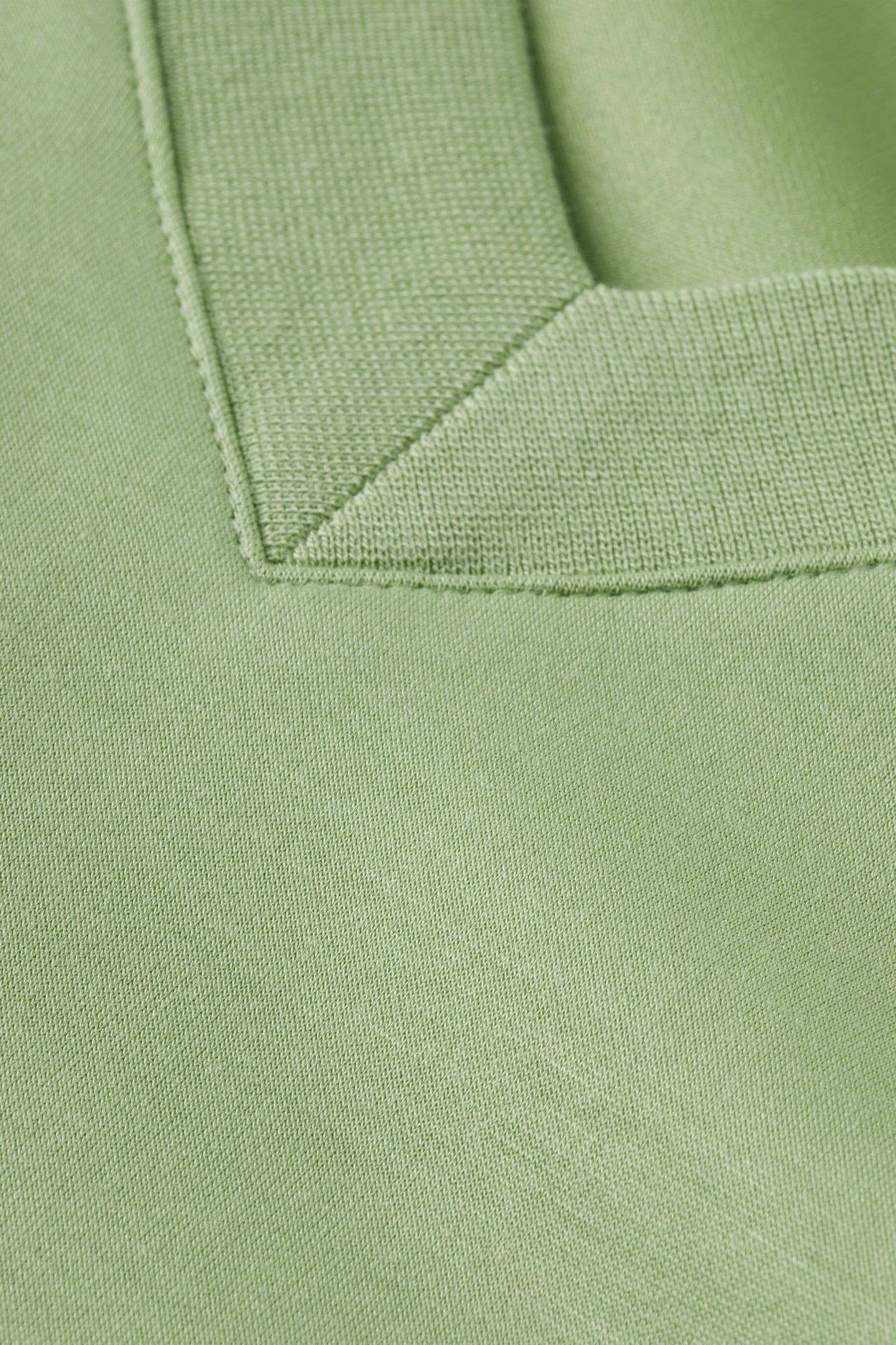 V-NECK MODAL SWEATSHIRT PISTACHIO 6