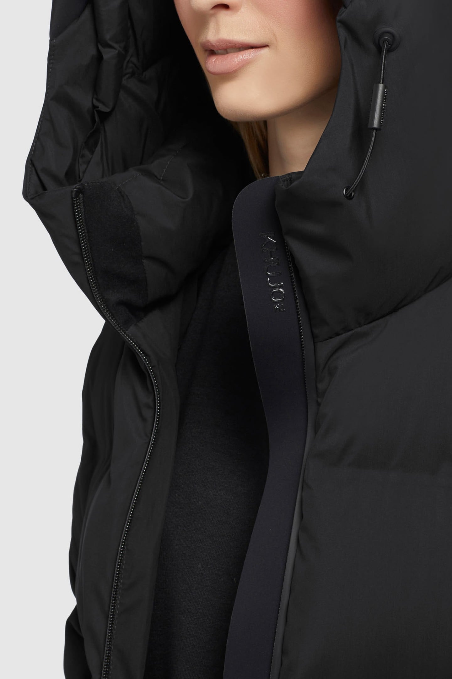 TANARE2 BLACK 6