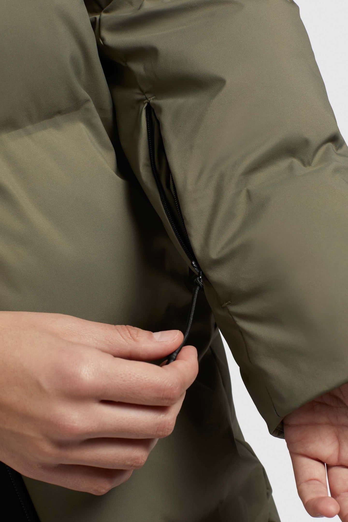 FINNIE LIGHT MOSS GREEN 7