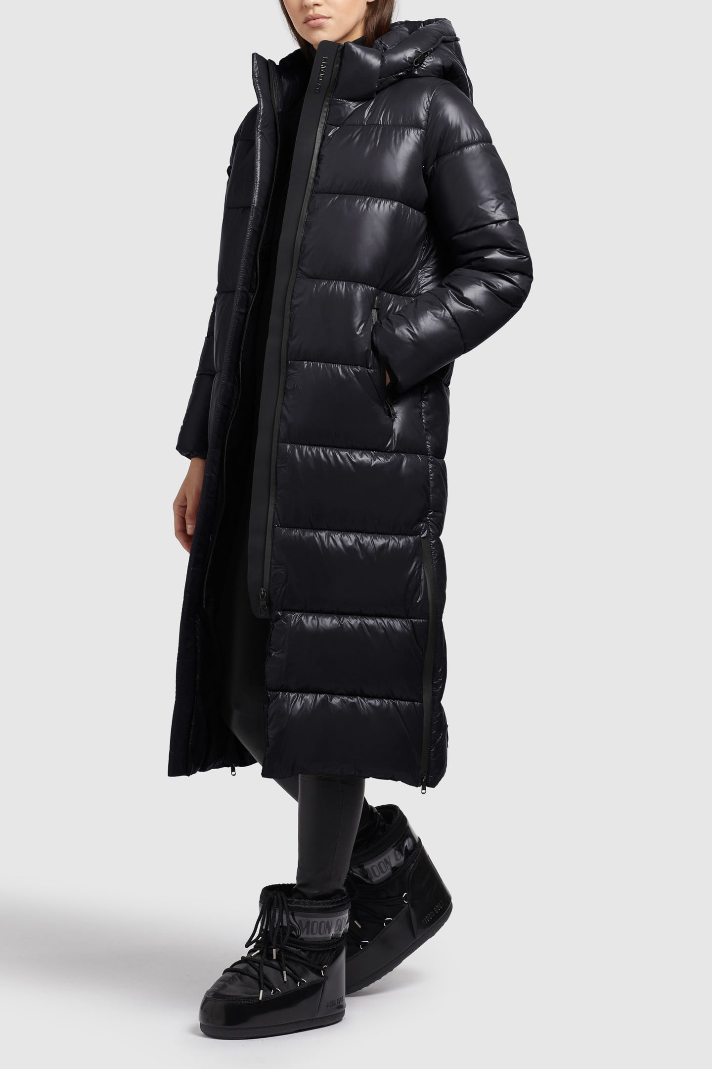 SAIMA SHINY BLACK 1