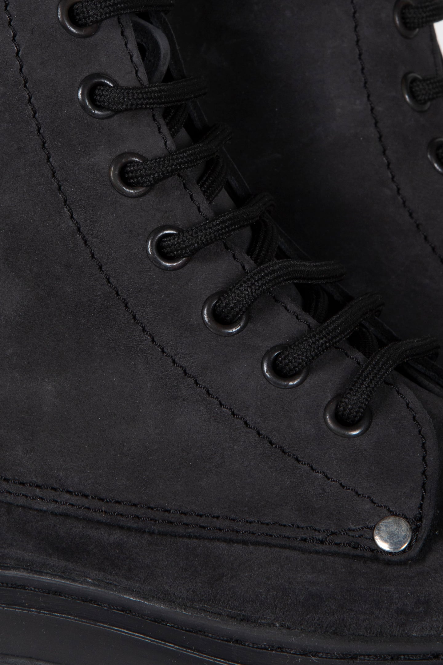 DECHASE – BOKINA BLACK NUBUCK 4
