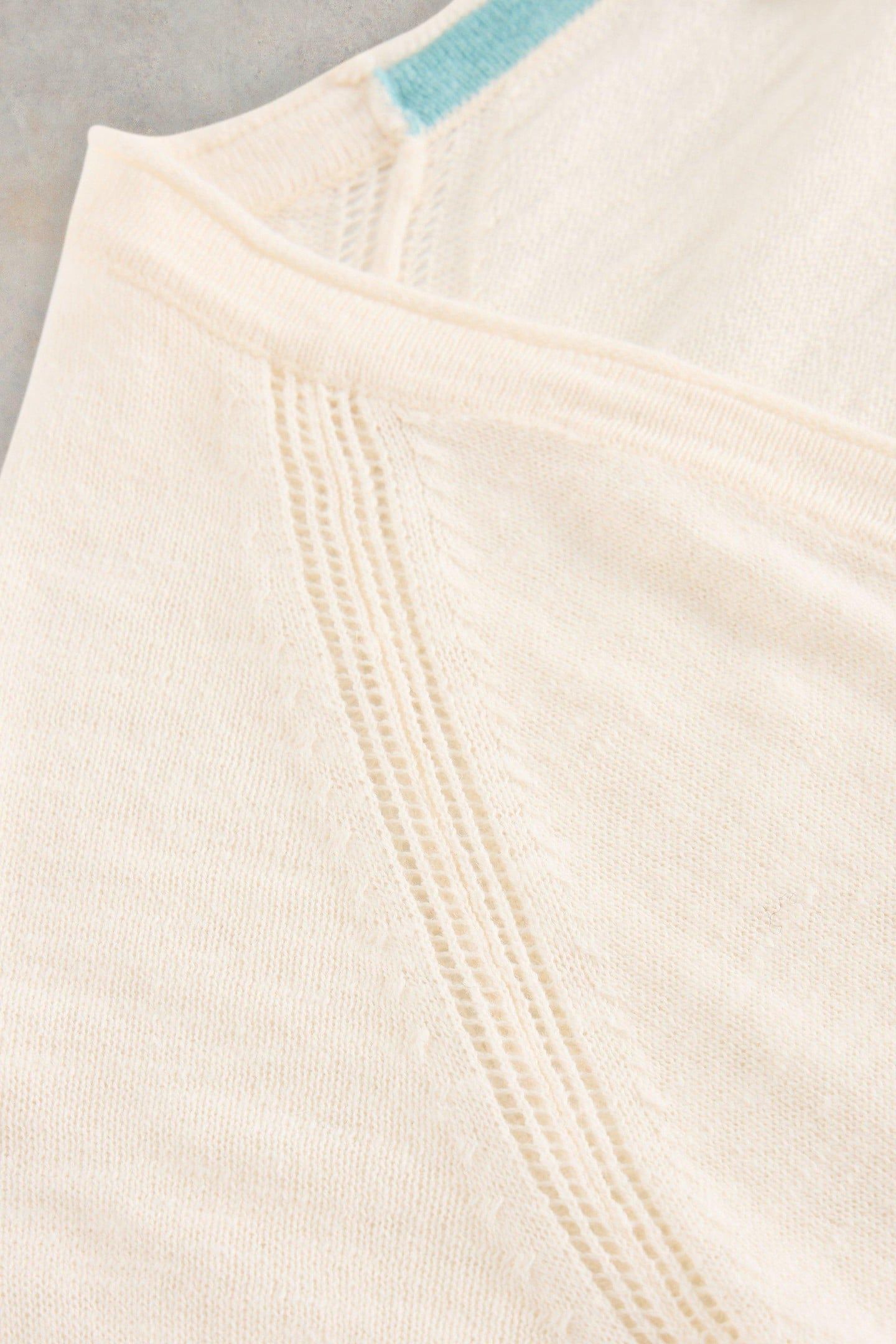 NARIA CARDI NATURAL WHITE 5