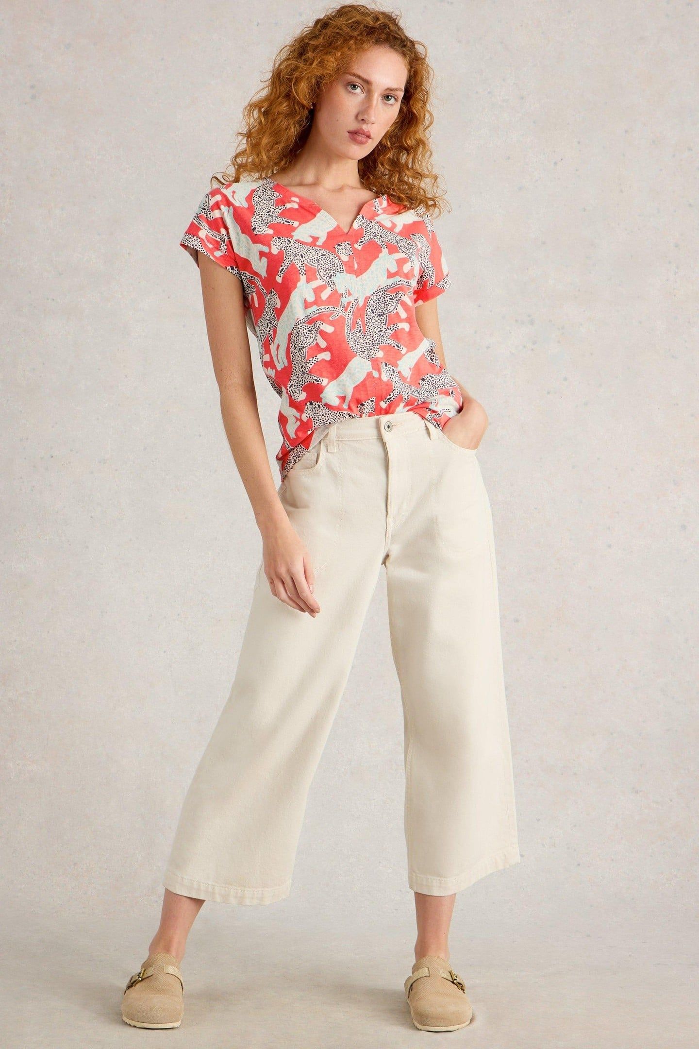 NELLY NOTCH NECK TEE CORAL PRINT 2