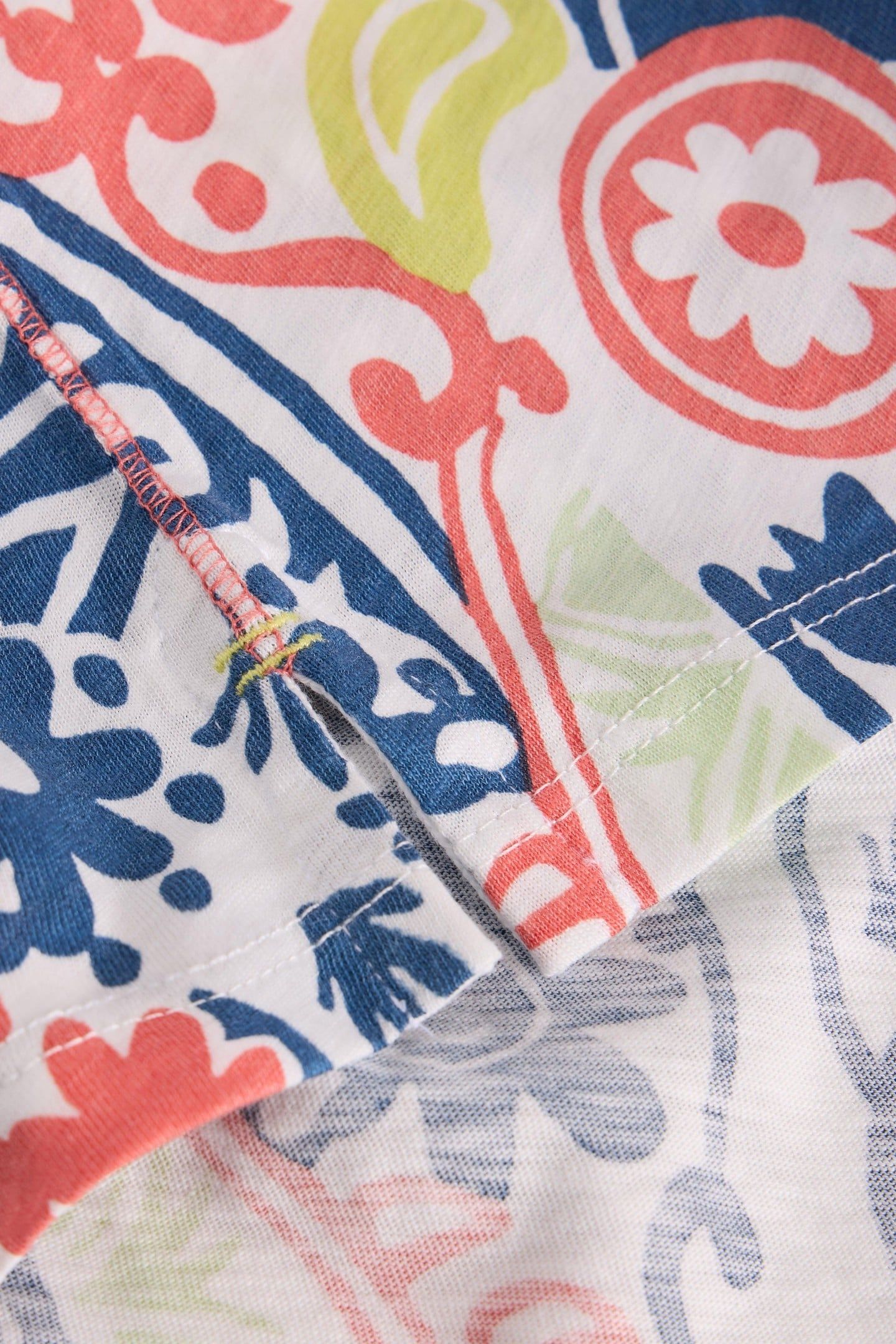 ABBIE TEE NAVY MULTI 5