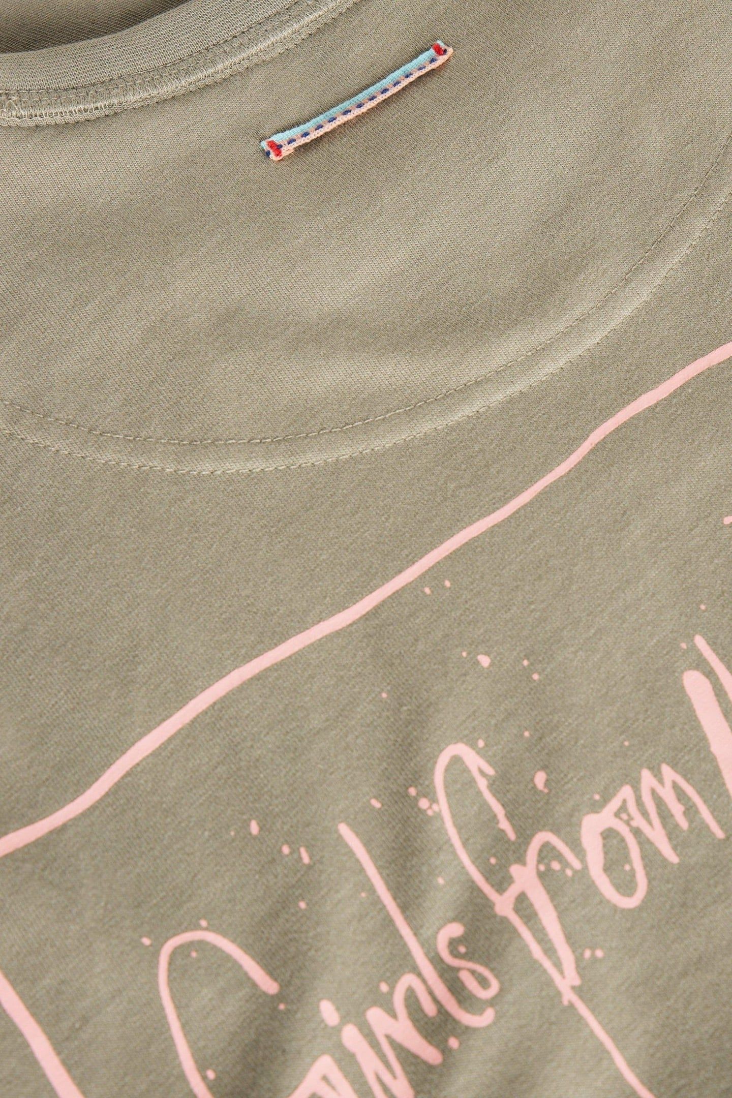 GRAPHIC TEE KHAKI GREEN 4