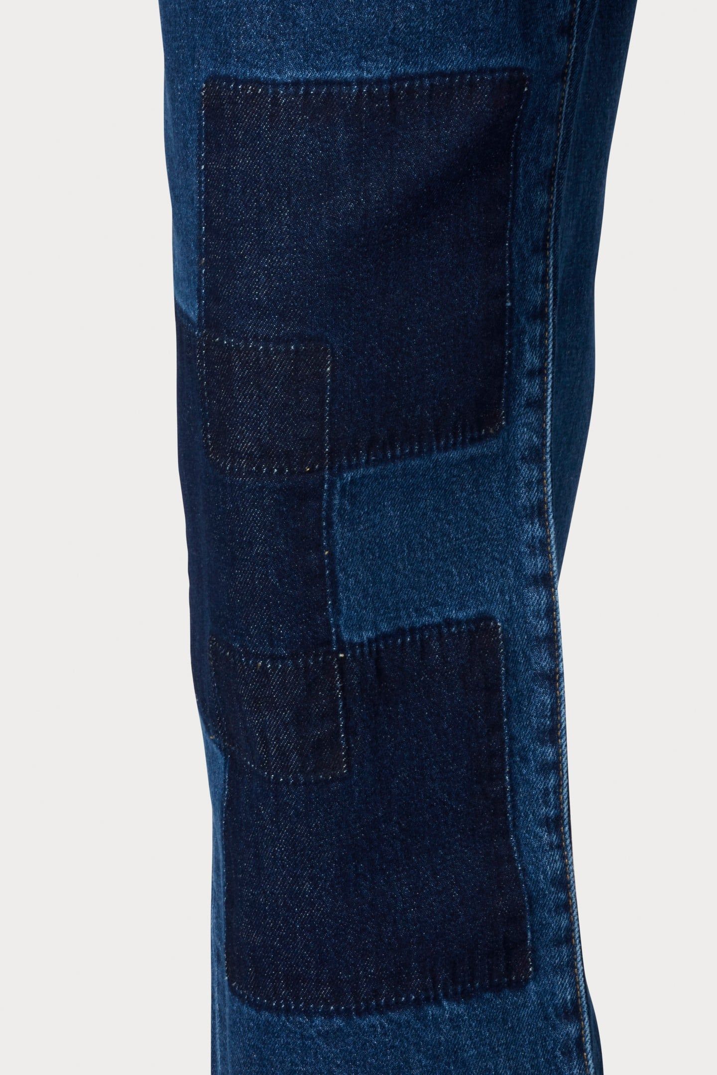 MENS RELAXED FIT JEAN MEDIUM BASE 4