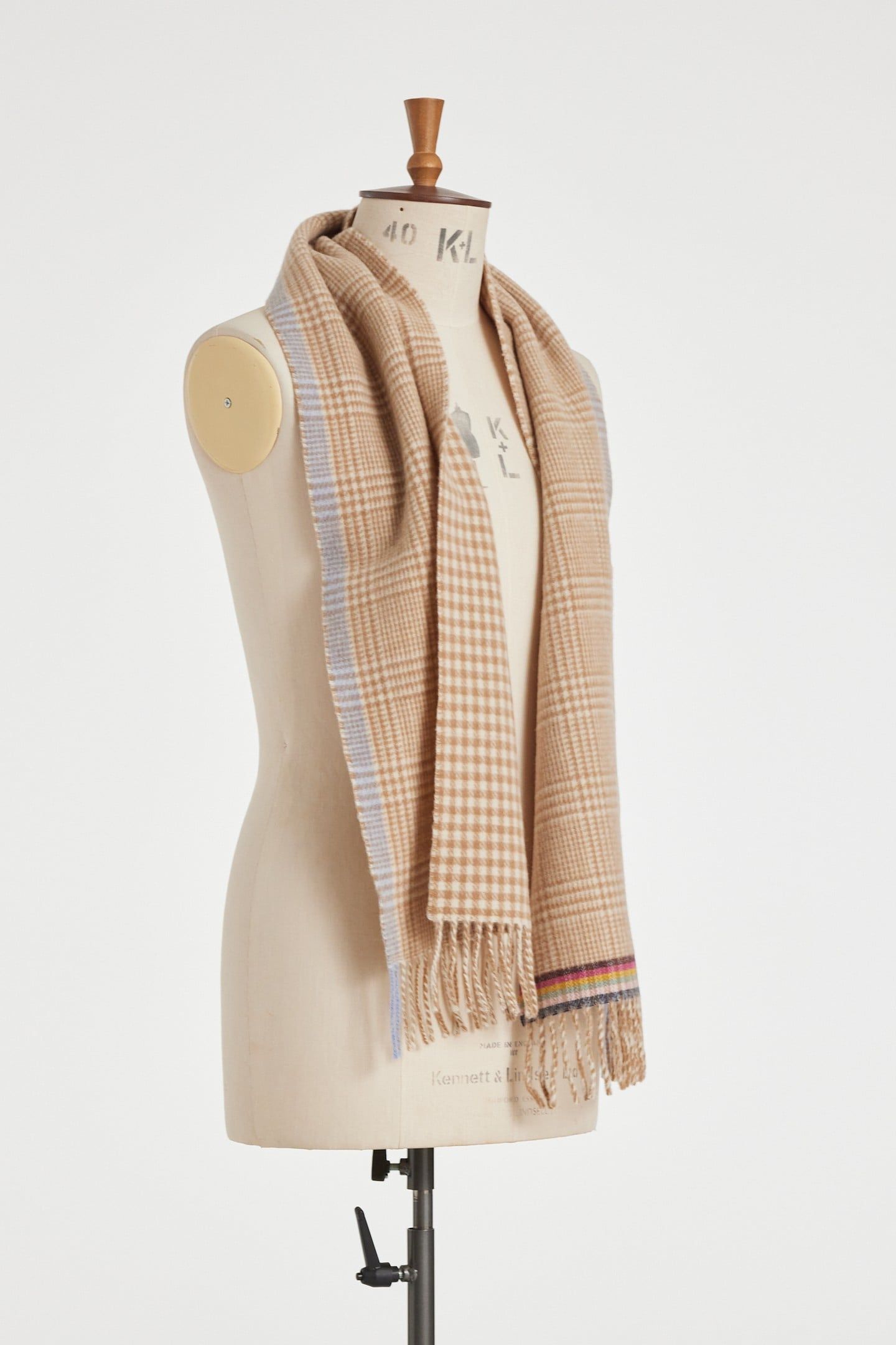 WOMEN SCARF P.O.W OFF WHITE 2