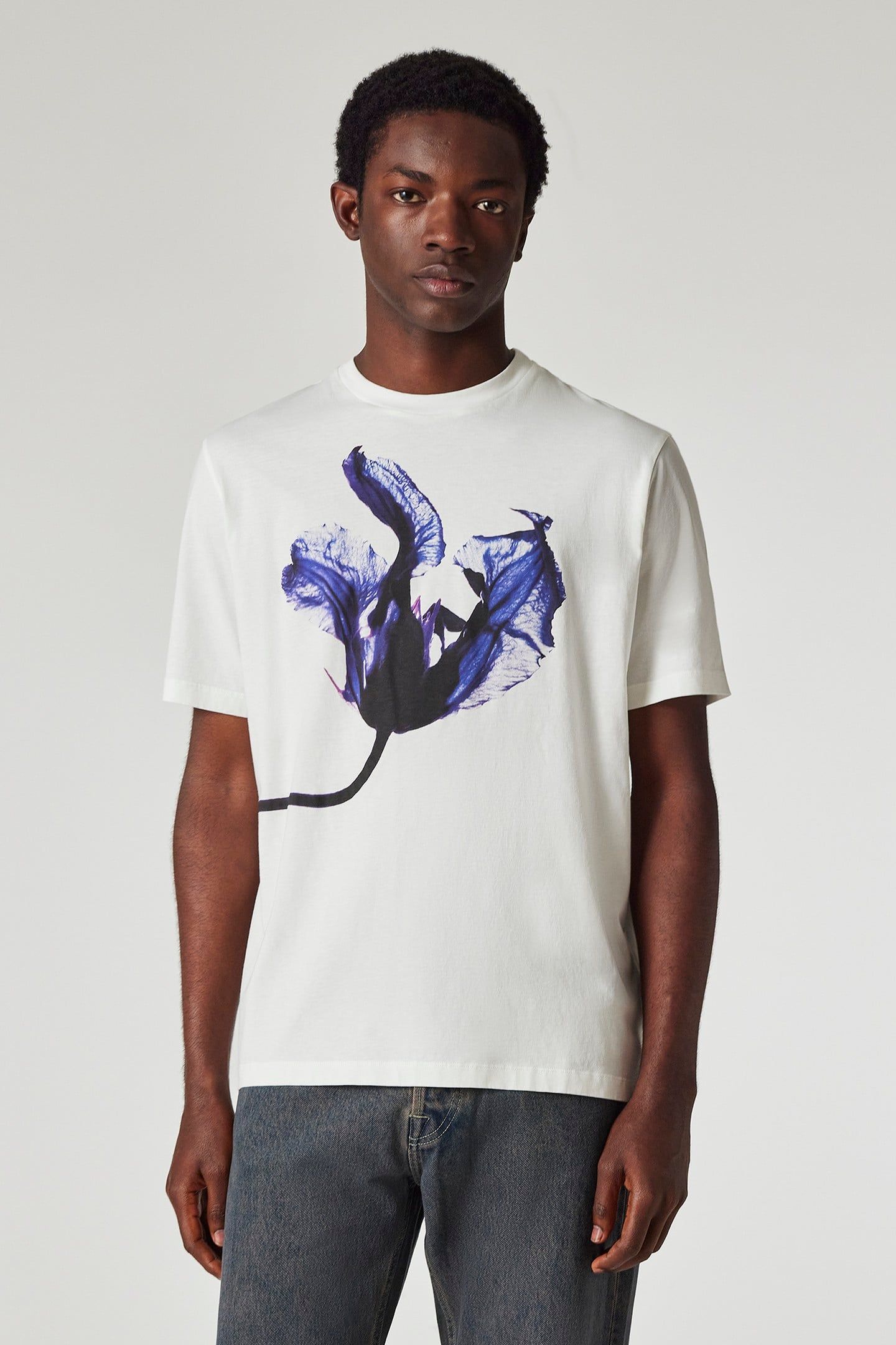 MENS PHOTO FLOWER PRINT TSHIRT WHITE 1