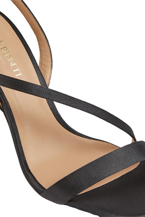 NOVEMBER SANDAL BLACK 4