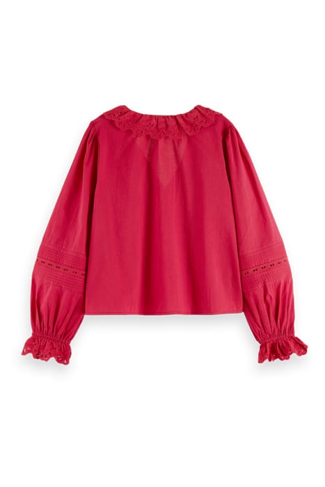 V-NECK SHIRT WITH BRODERIE IN ORGANIC COTTON CHERRY PIE 2