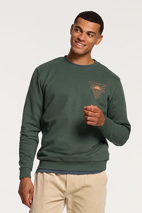 MEN TRIANGLE SWEATER CILANTRO GREEN 1