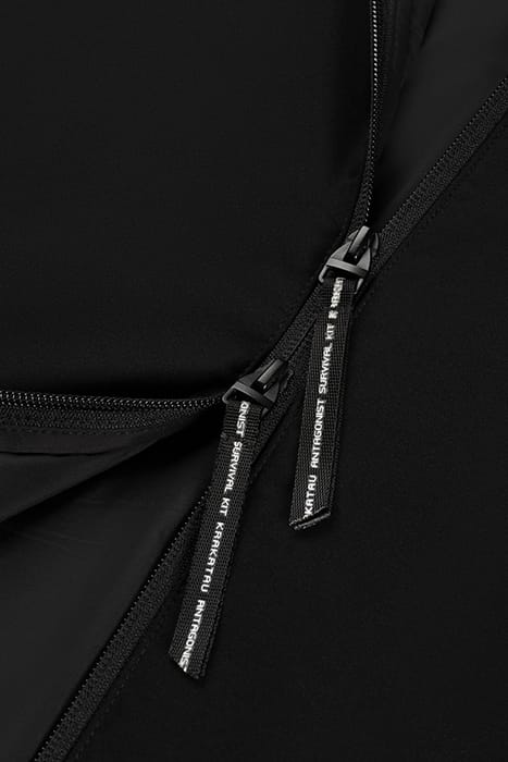 QM402 BLACK 3