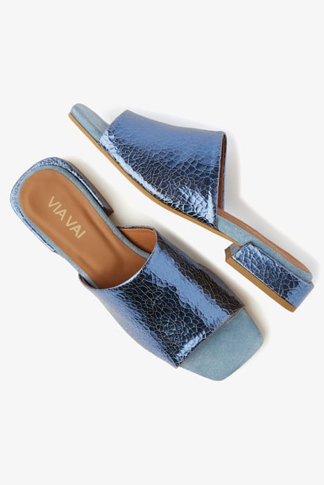GIGI LUNA BLUE 4