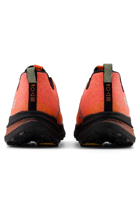 WTTRXLD SNEAKERS IN NEON DRAGONFLY 7