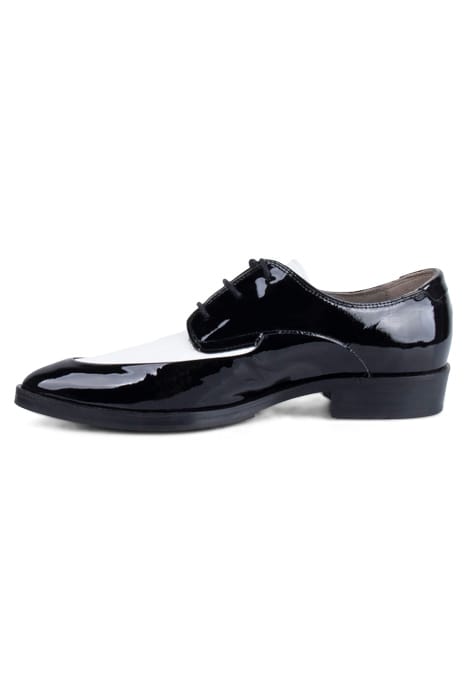 LEX LACE UP BLACK/WHITE SHINE 3