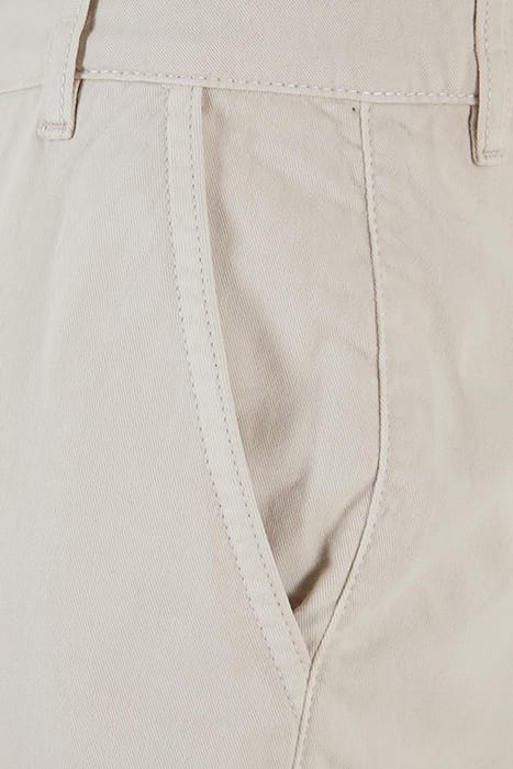ORGANIC SKATER CHINO SHORTS CLOUD 8