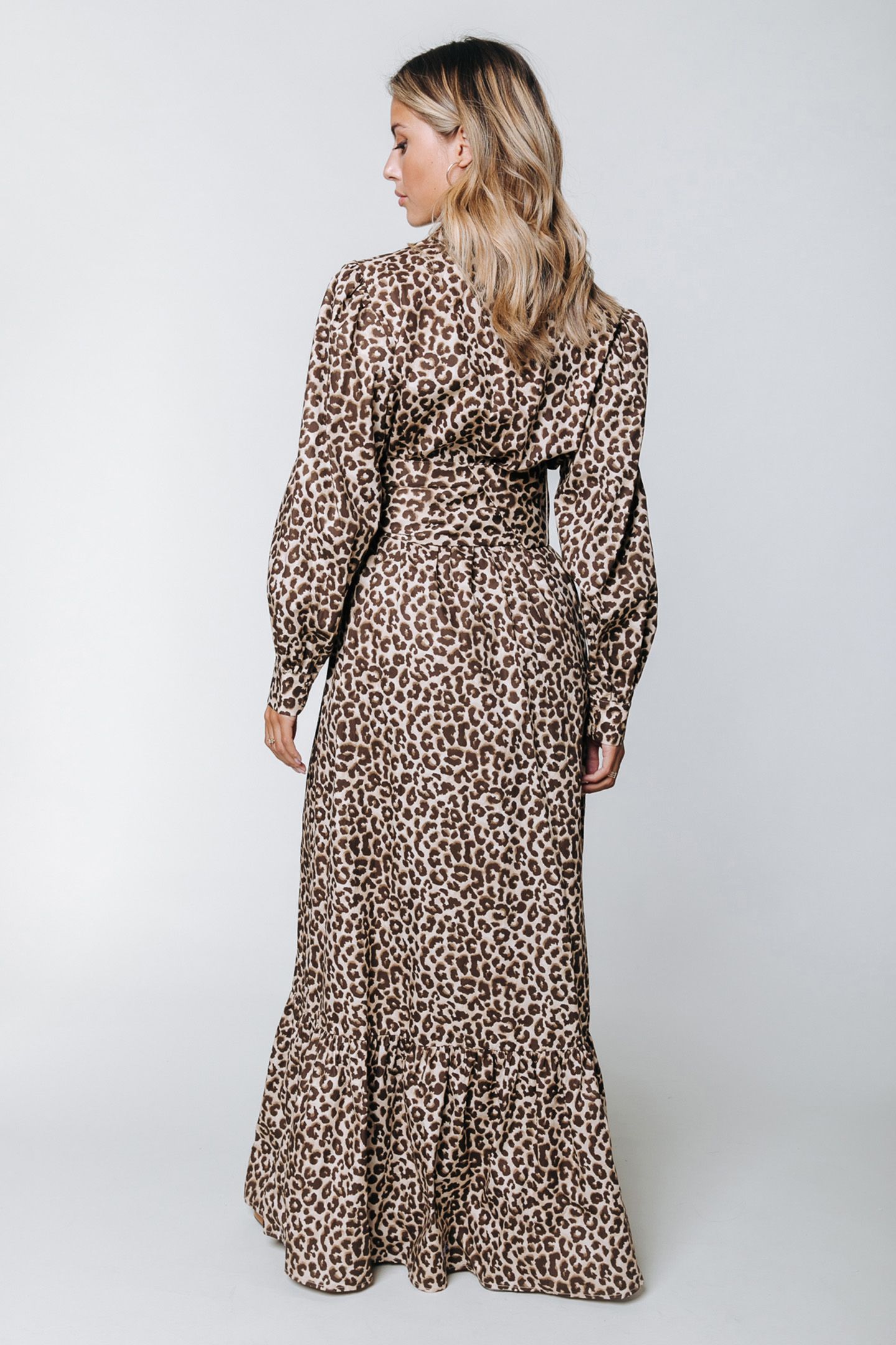 DAVINA LEOPARD MAXI DRESS SAND 2