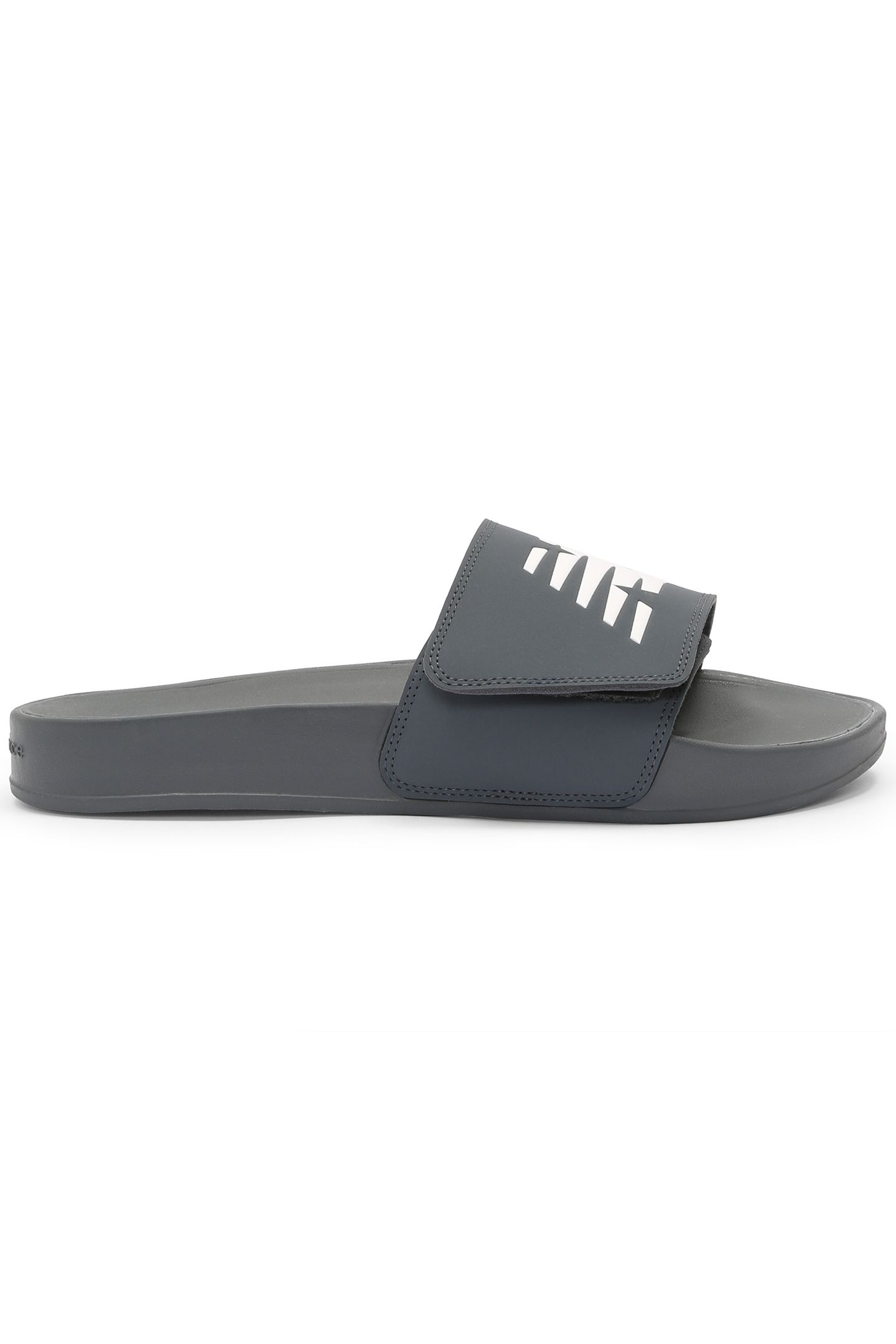 SMA200J3 POOL SLIDERS IN BLACK 1
