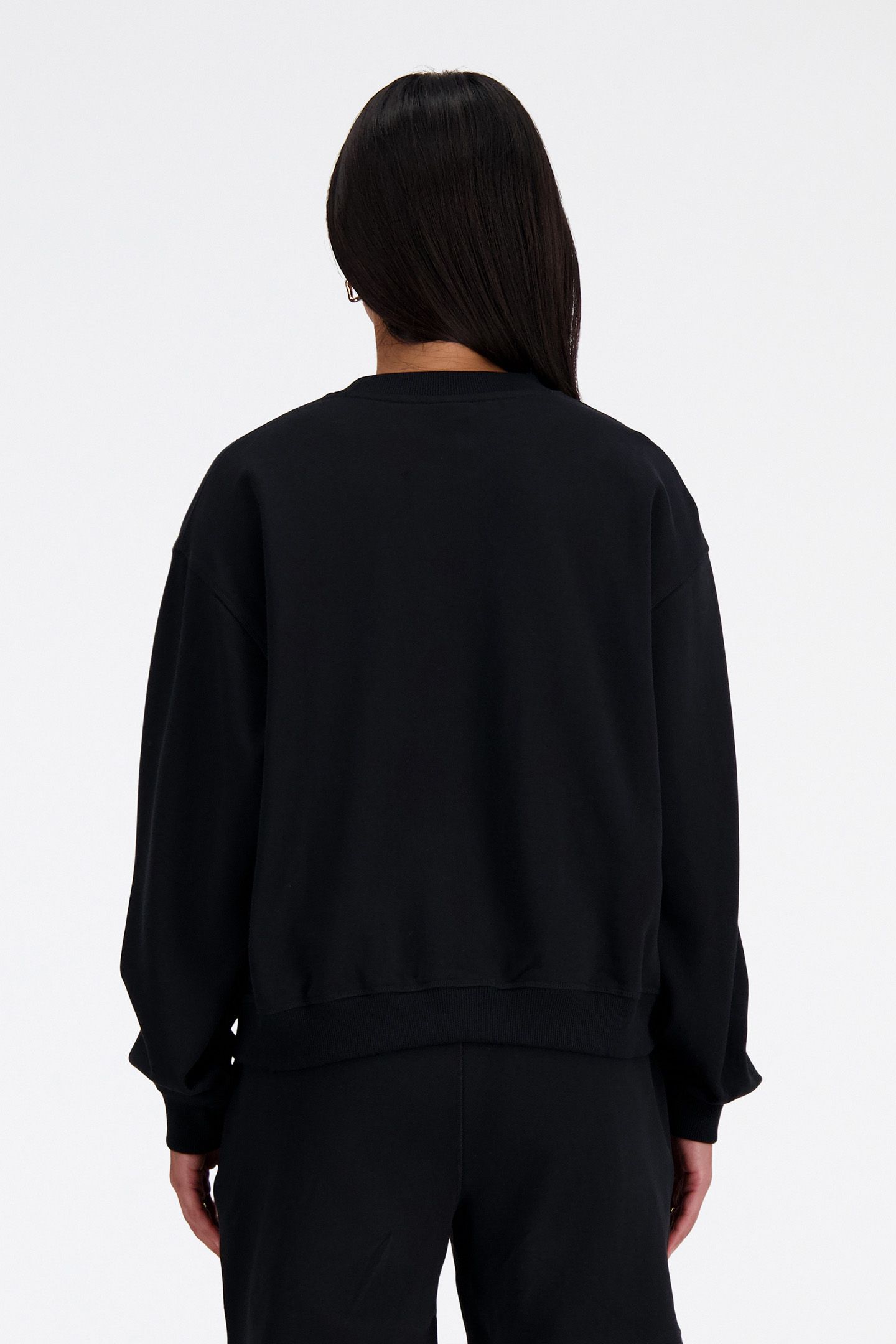ATHLETICS SWEATSHIRT IN BLACK 2