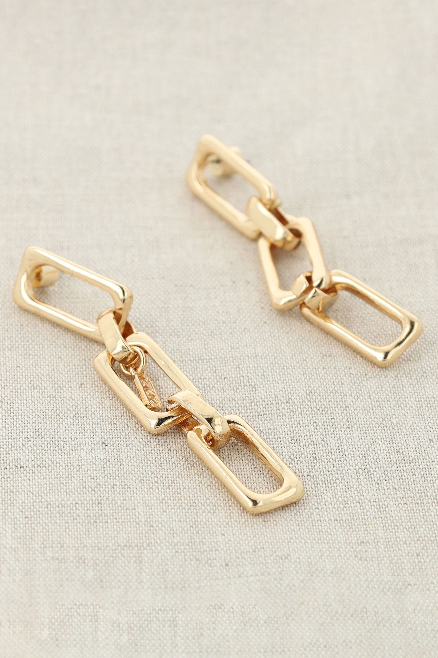 RECTANGULAR EARRINGS 2