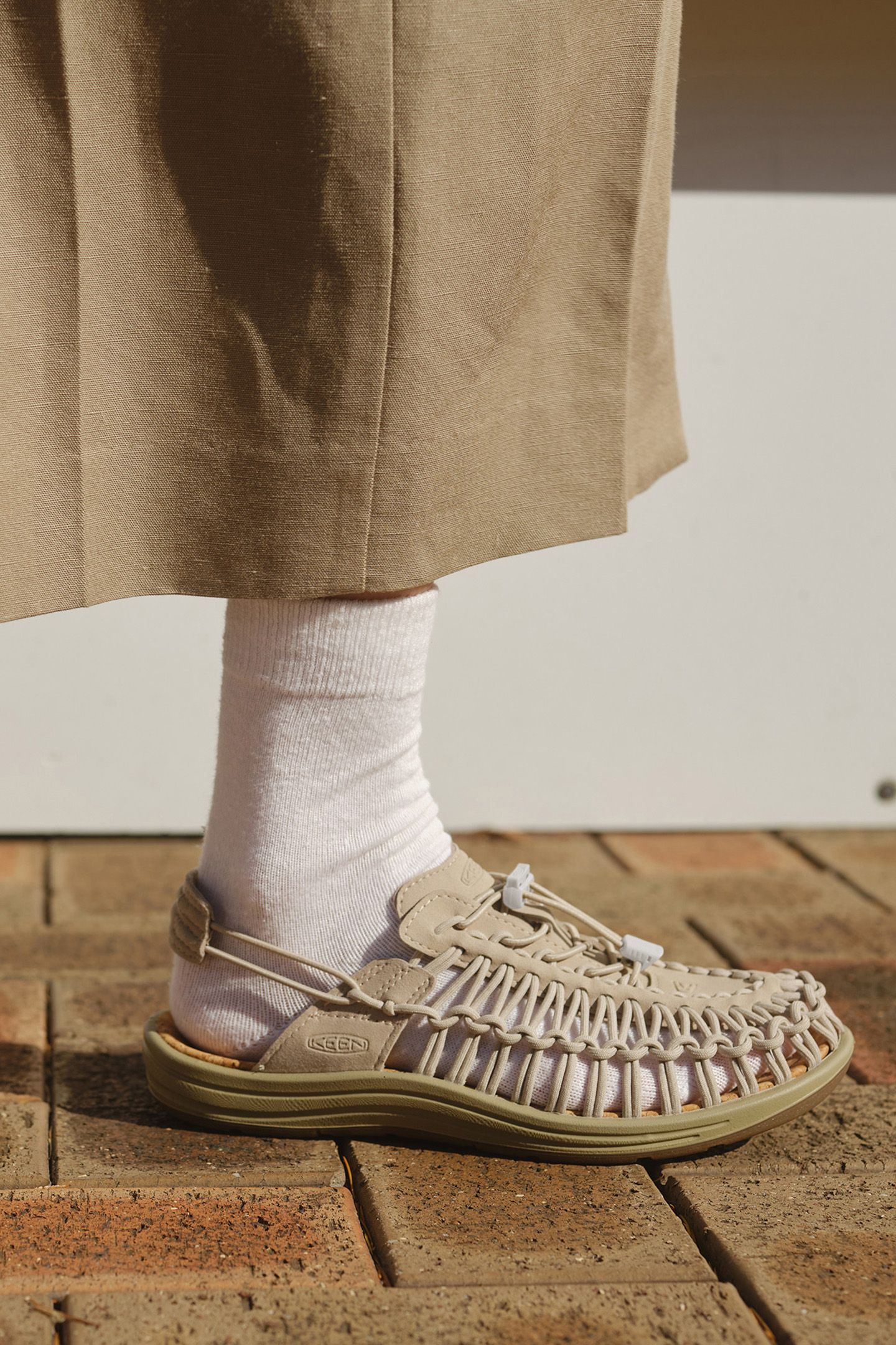 UNISEX UNEEK II CONVERTIBLE PLAZA TAUPE/PLAZA | Online Outlet | Otrium