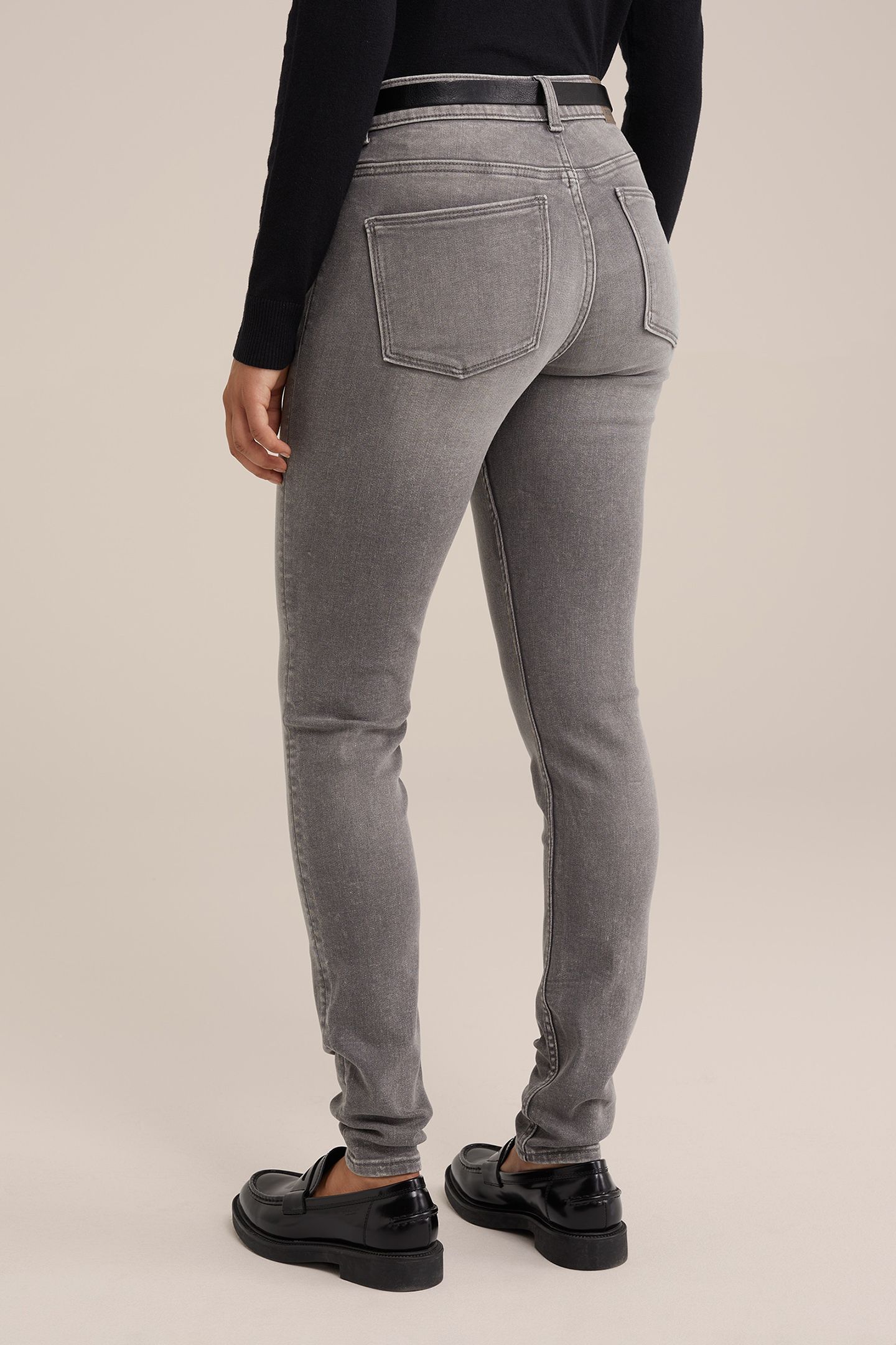 5-POCKET MID WAIST LIGHT GREY 2