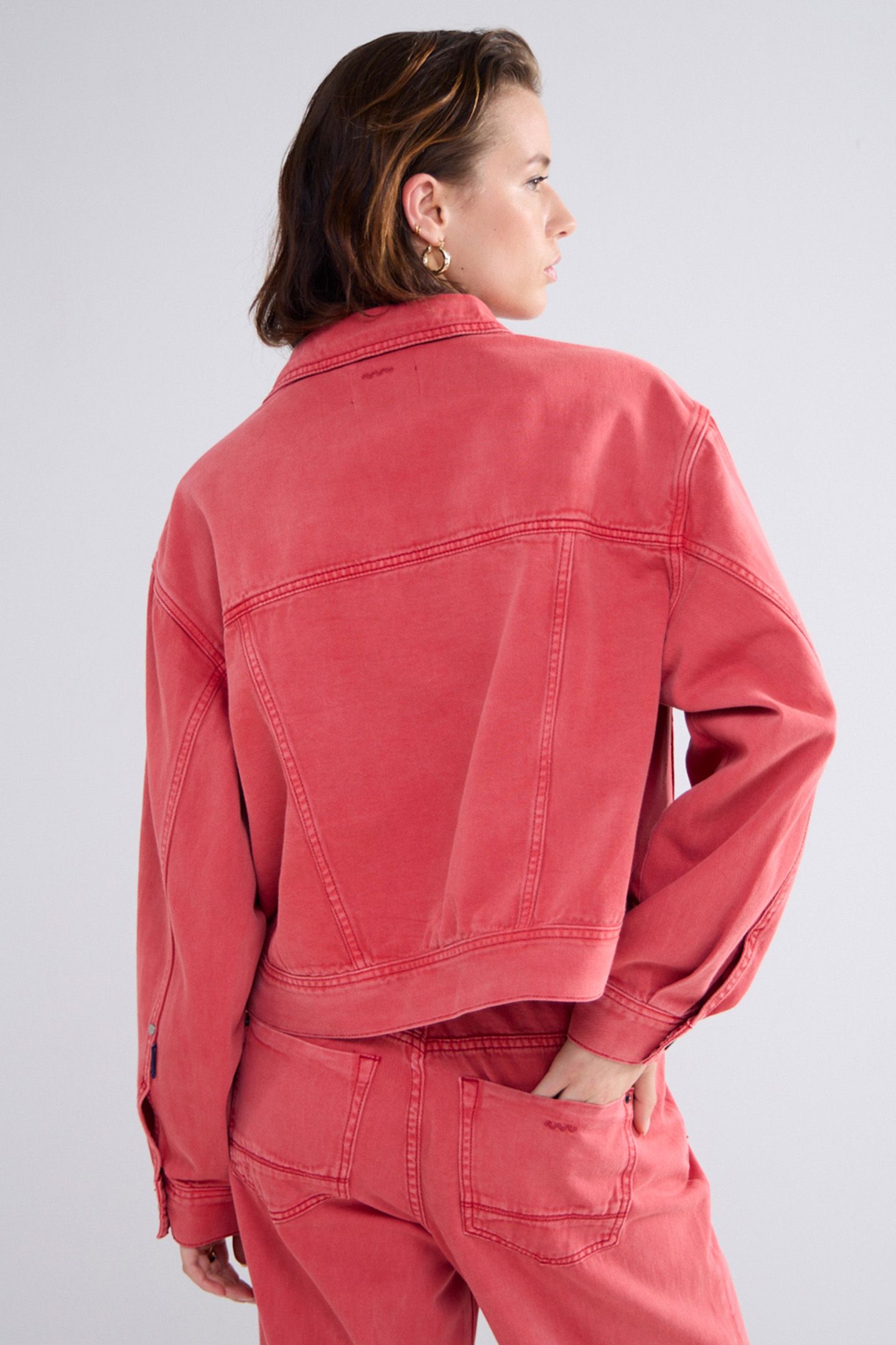 BOXY DENIM JACKET COLOURED DENIM TRUE RED 2
