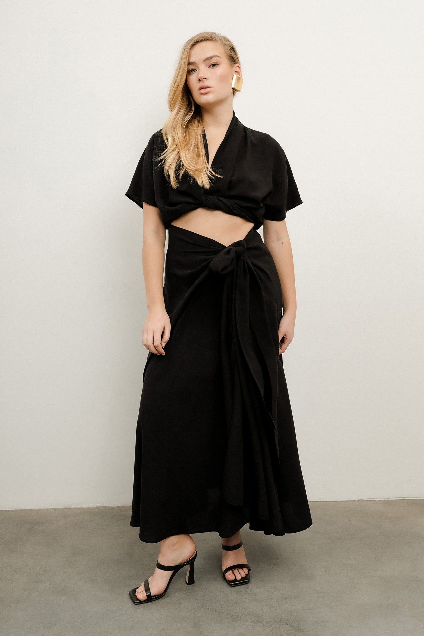 NATICA BLACK 2
