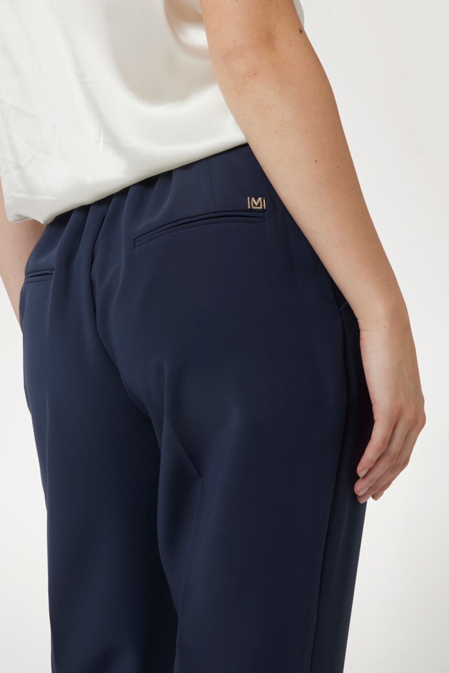 MARCIANO BY GUESS LEILA CHINO PANT BLUE IMPACT 5