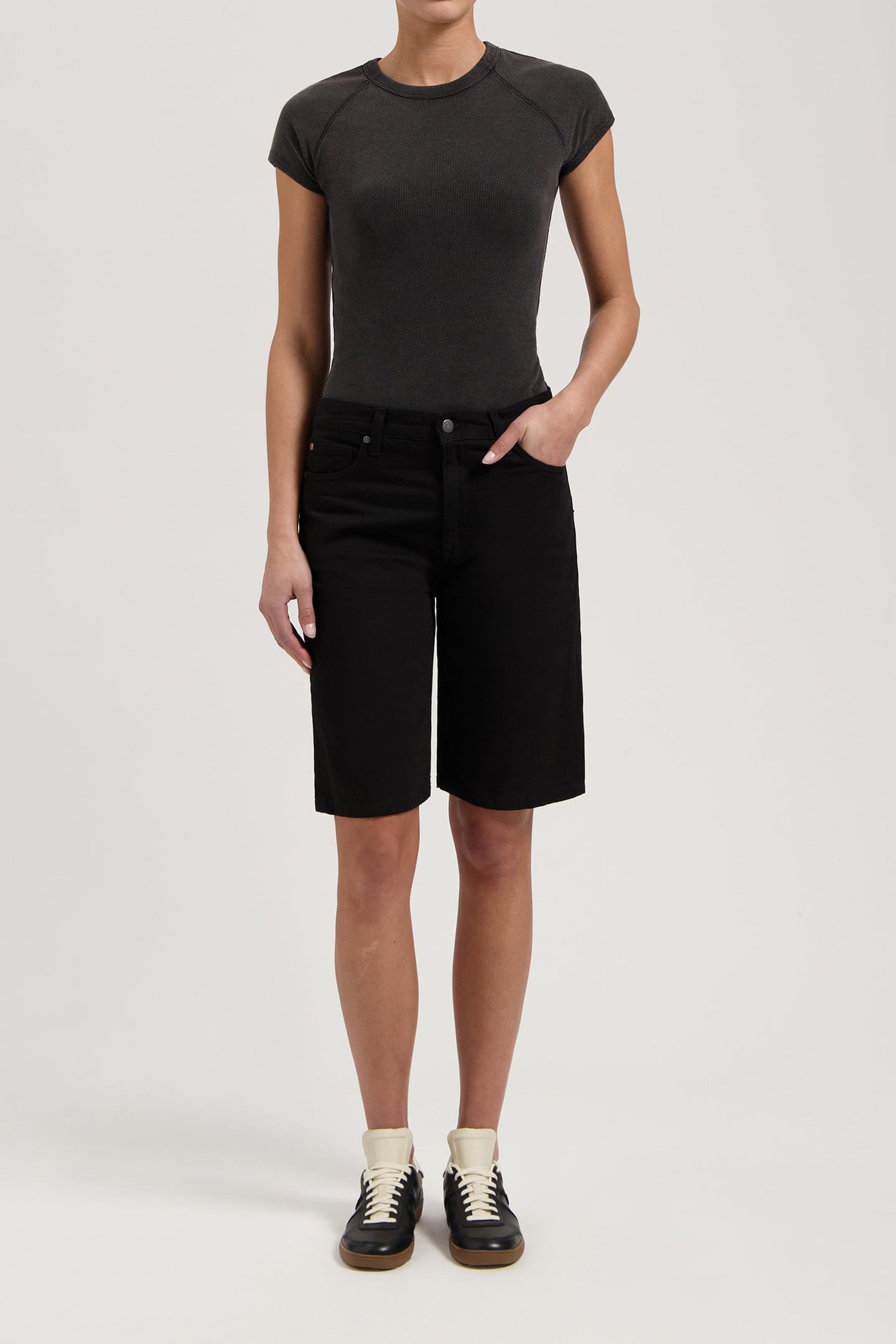 SUZY MID SHORT - BLACKDIP BLACKDIP 3