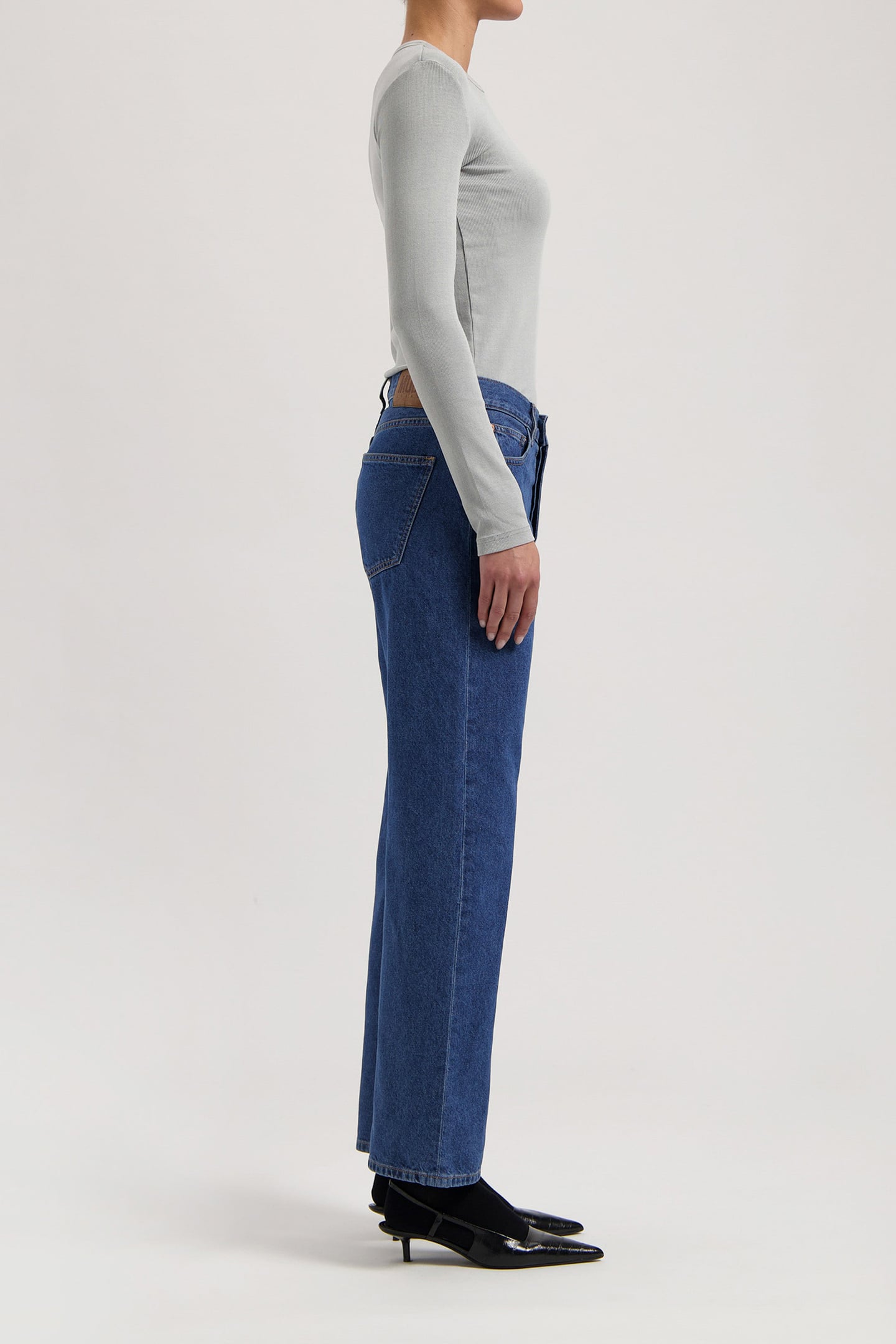 EMMA LOW LOOSE - MEDIUM STONE MEDIUM STONE 5