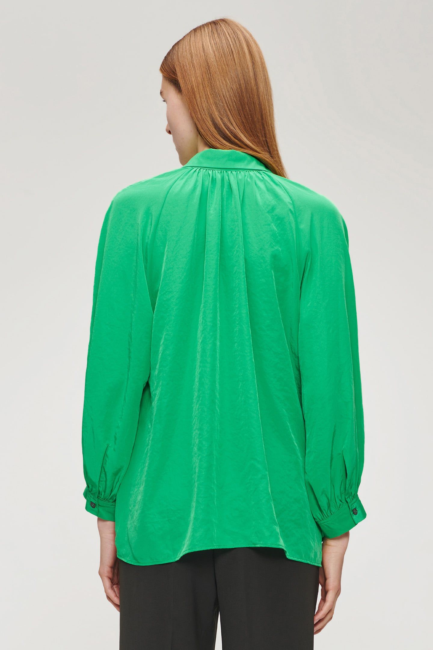 TECHNOSILK OVERSIZED BLOUSE VIVID GREEN 2