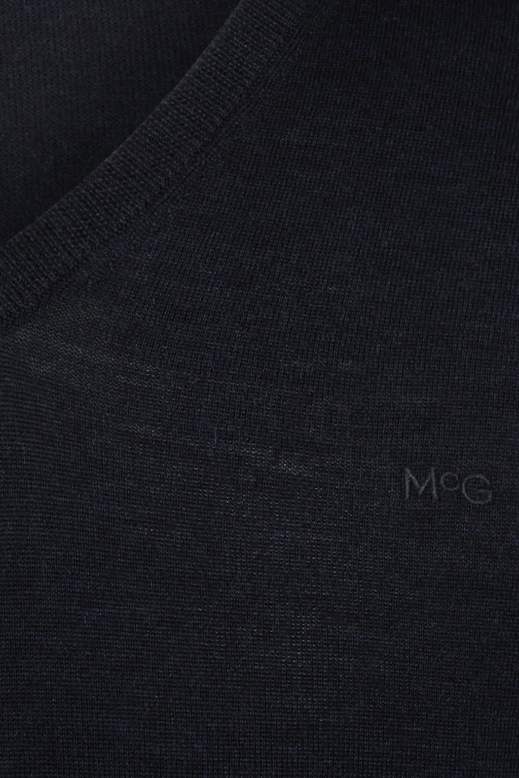 FINE MERINO V-NECK SWEATER NAVY 2