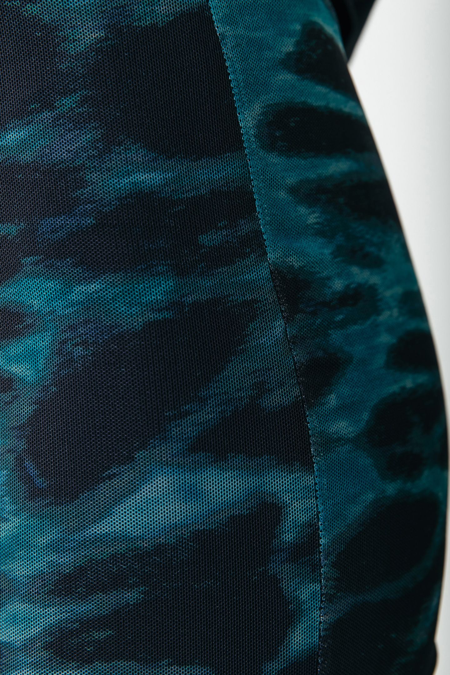 ANIMAL MESH EXTRA FLARE PANTS STORM GREEN 3