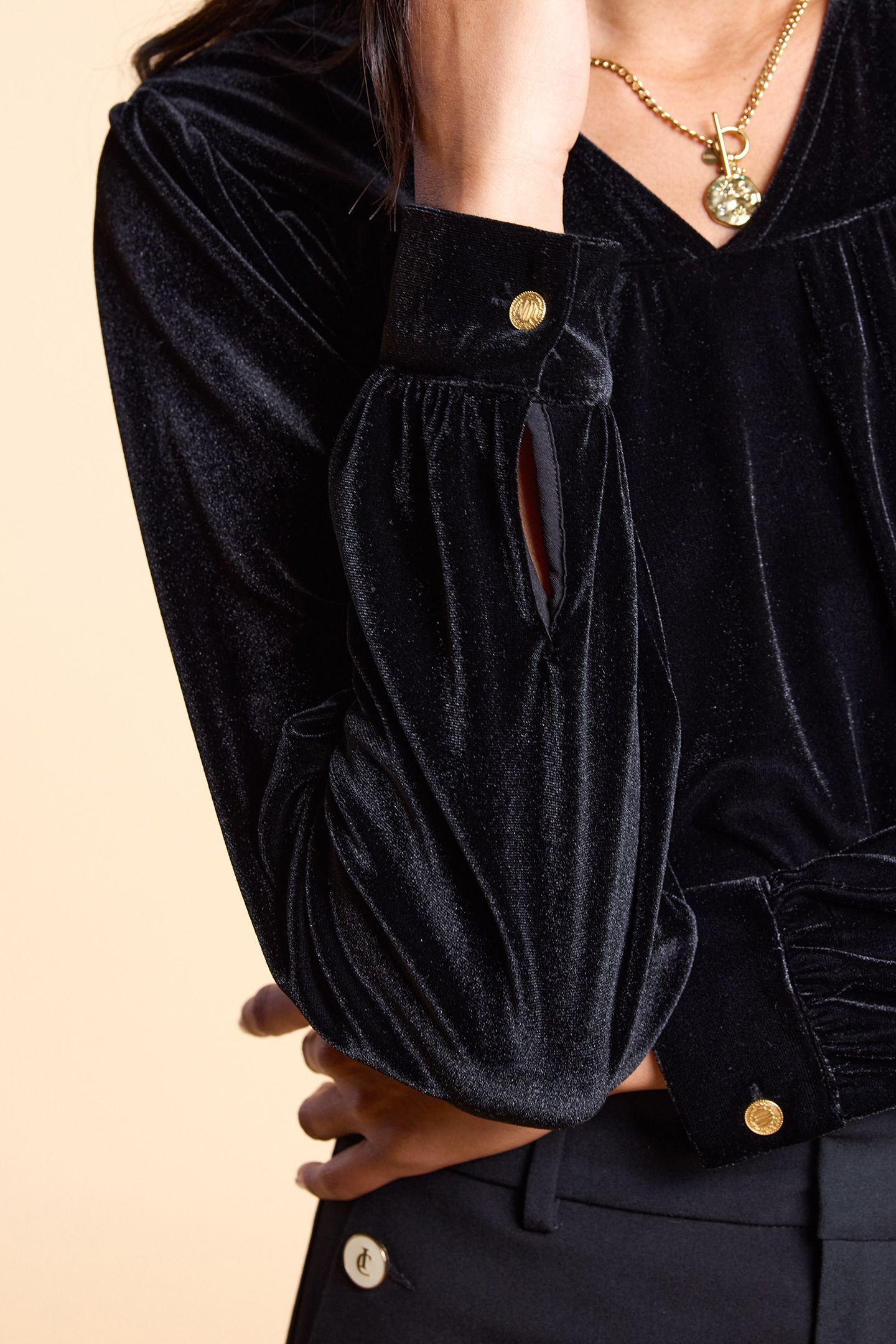 BLACK PANNE VELVET BLOUSE BLACK 7