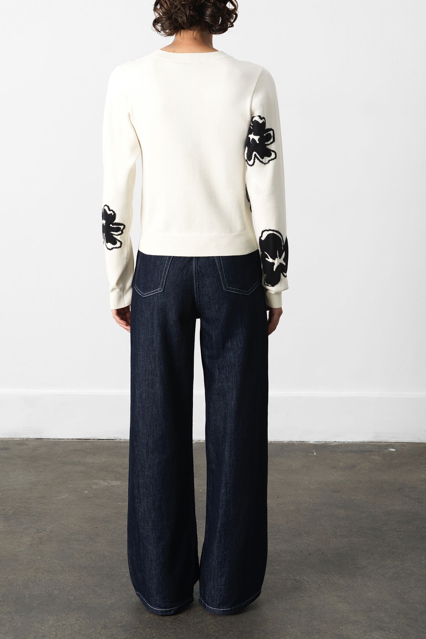 PAISLEE FLORAL JACQUARD JUMPER WHITE MULTI 3
