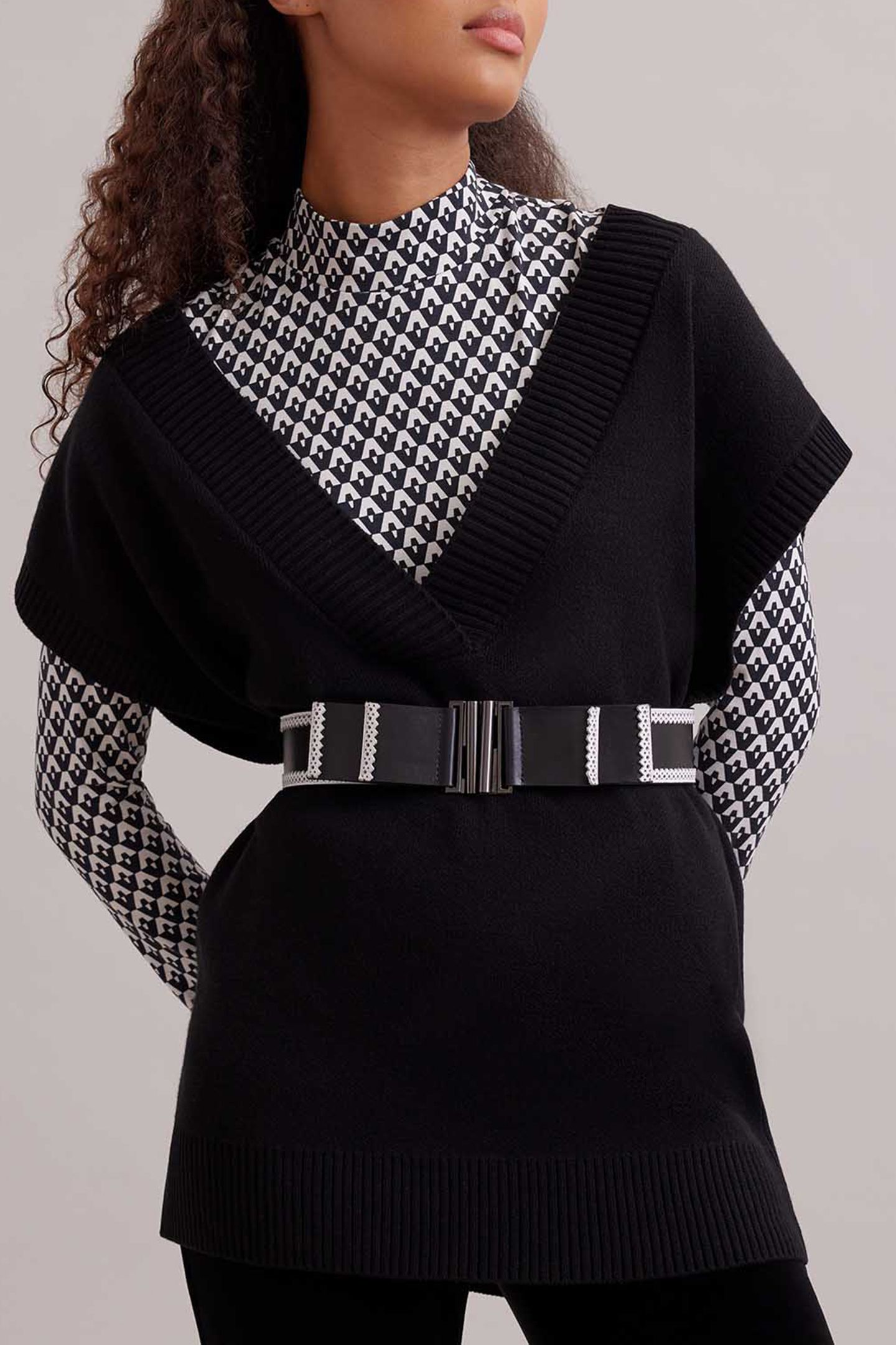 SONNET CARDIGAN BLACK 6