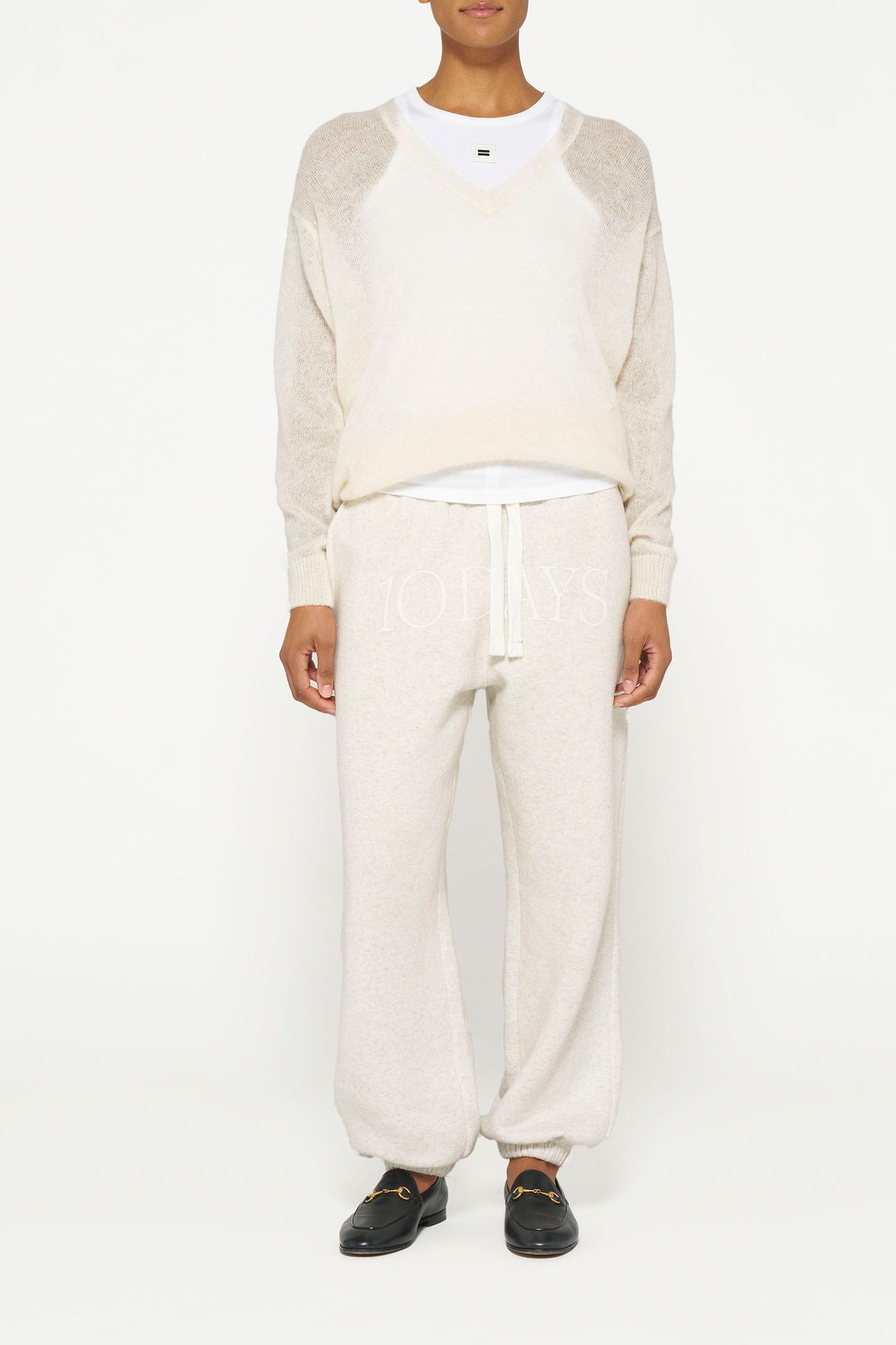 THE BAR JOGGER FOAM SOFT WHITE MELEE 1