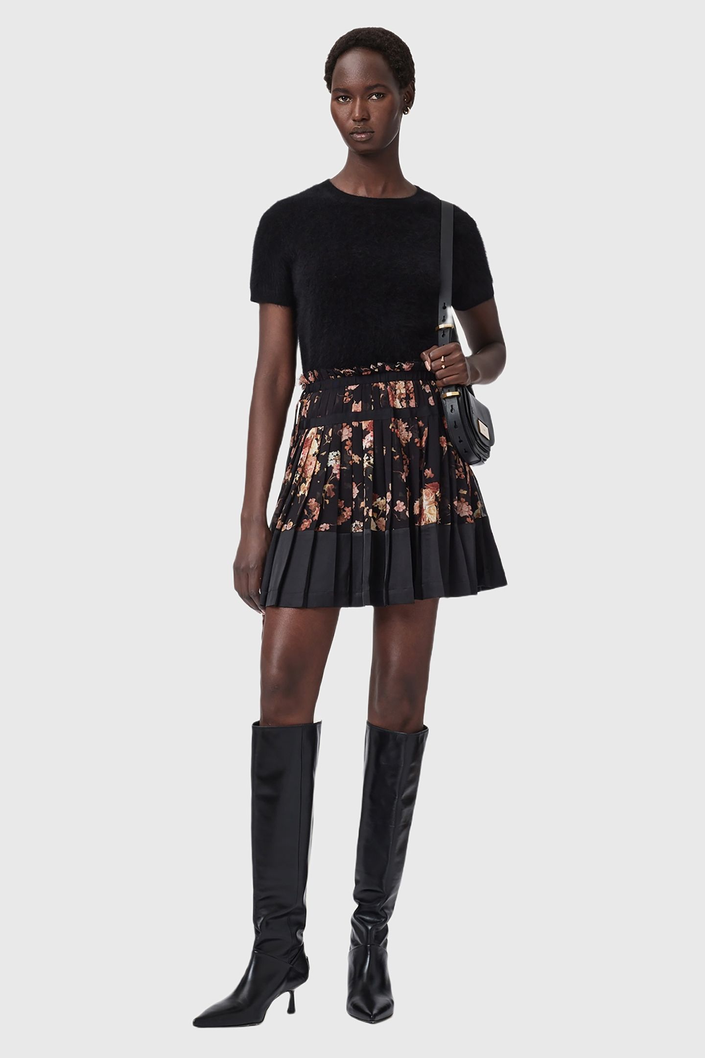 SAFFRON SKIRT ARMADA BLACK 3