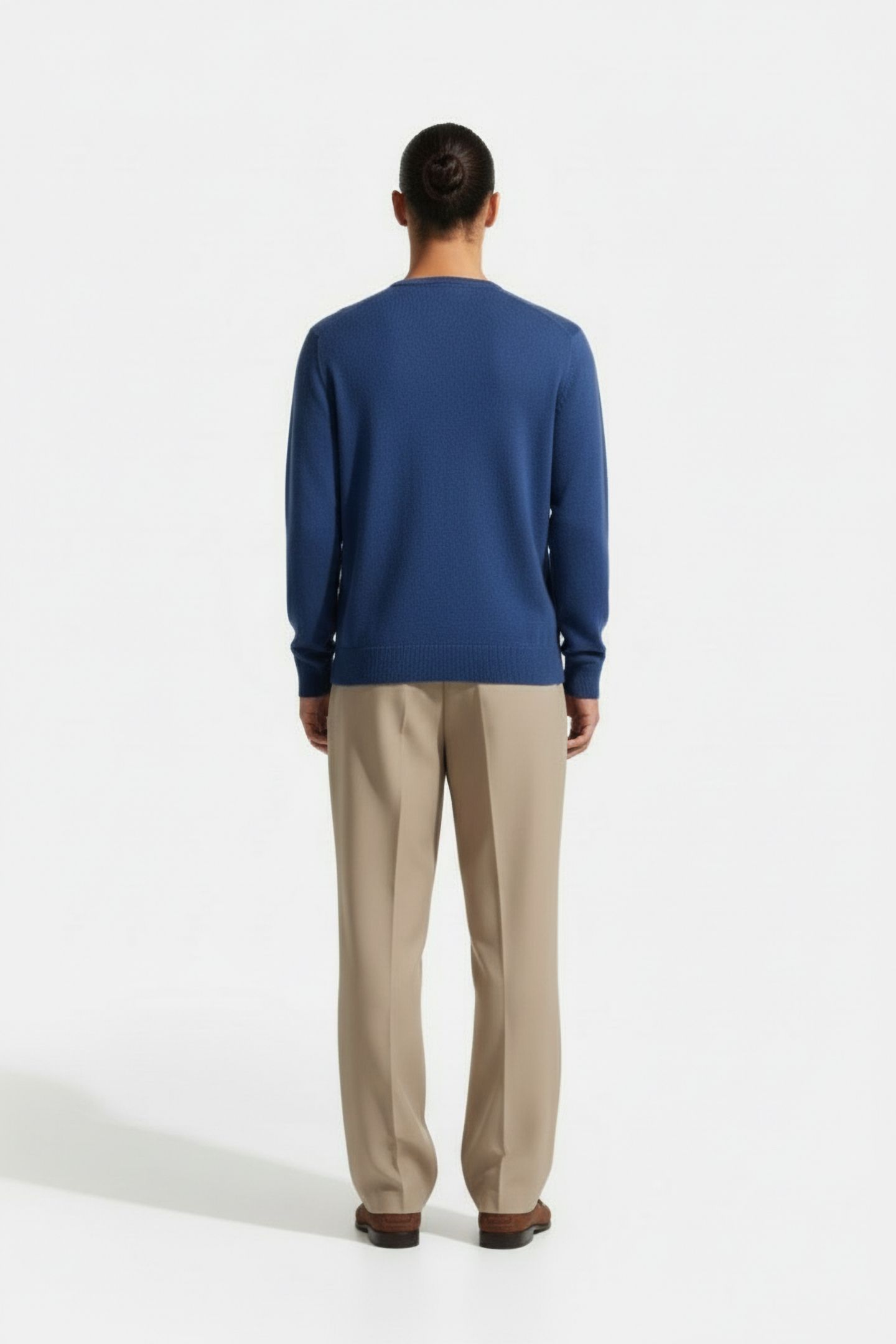 V-NECK SWEATER ROYAL BLUE 2