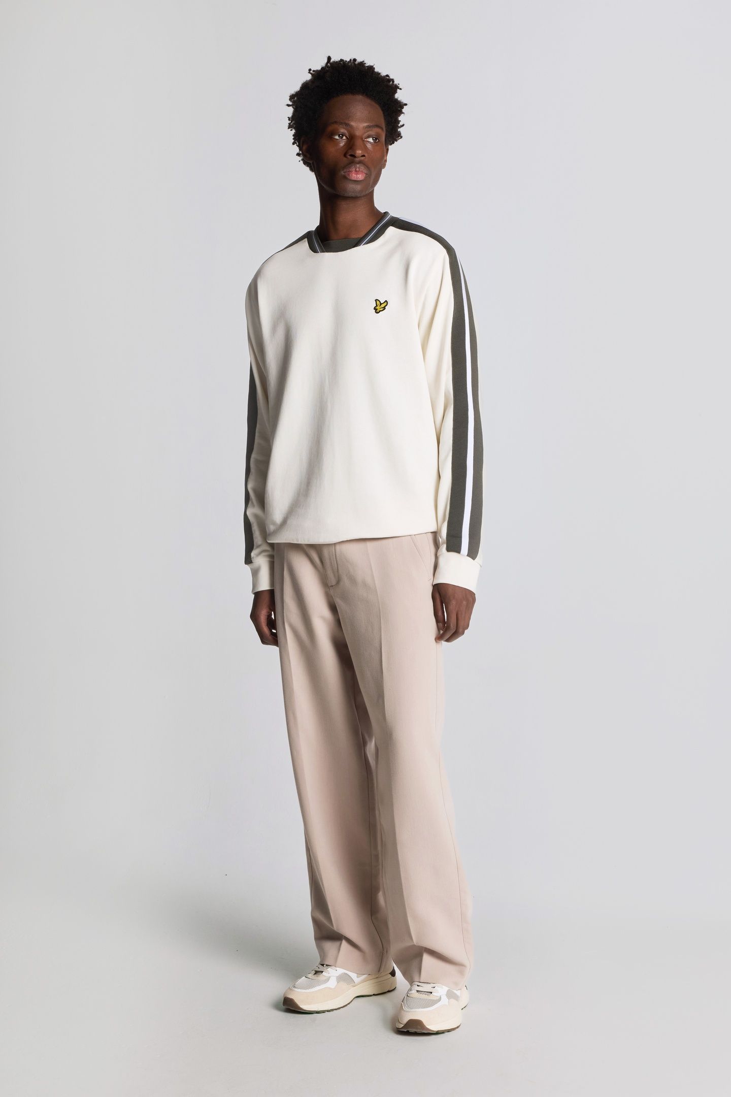 CONTRAST TAPED SWEATSHIRT NATURAL 2