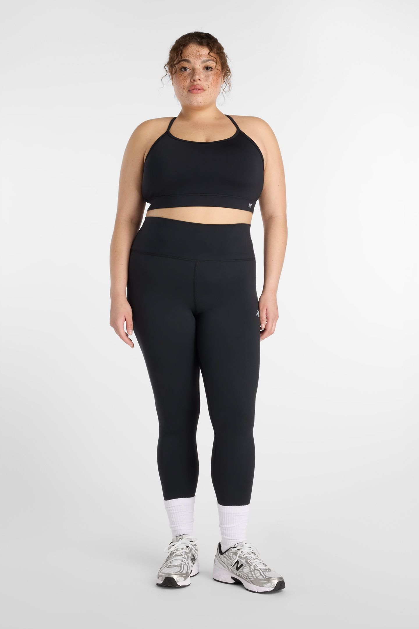ESSENTIAL YOGA BRA BLACK 5