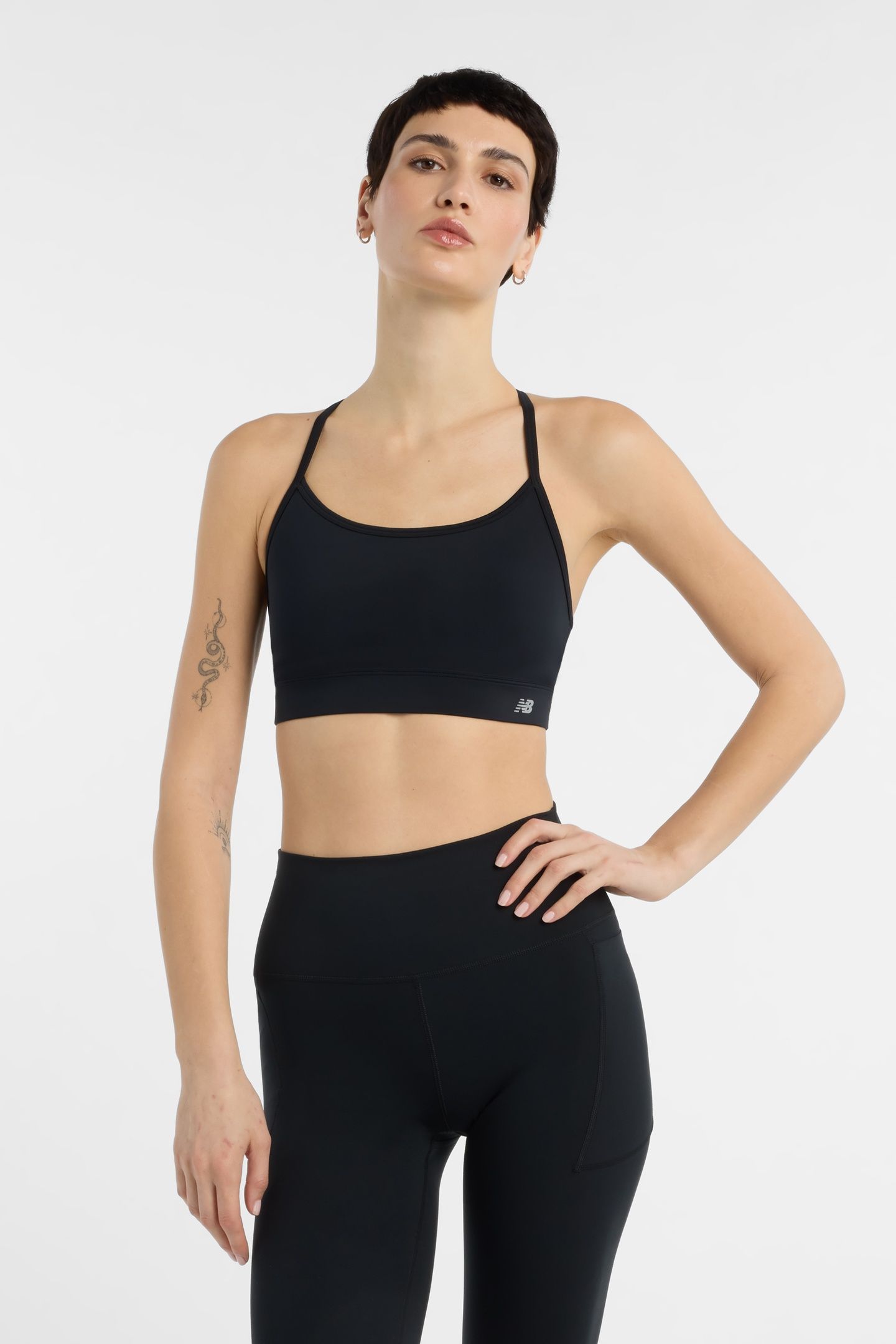 ESSENTIAL YOGA BRA BLACK 3