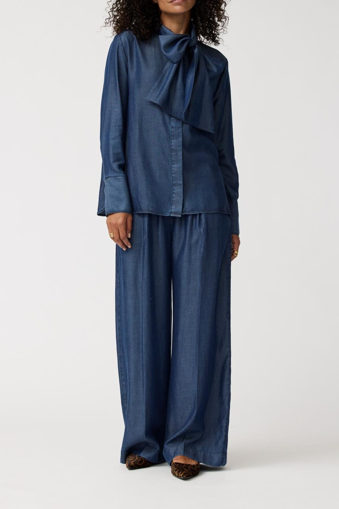 LAURA BLOUSE BLUE DENIM 2