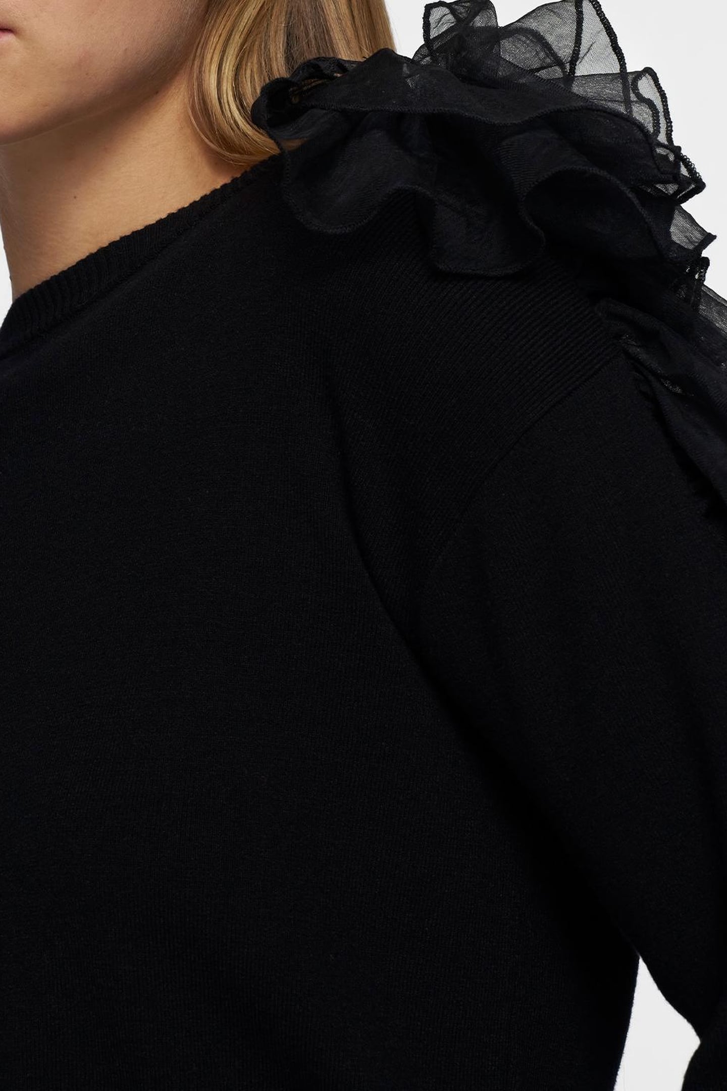 DRAMATIC KNIT SWEATER BLACK 7