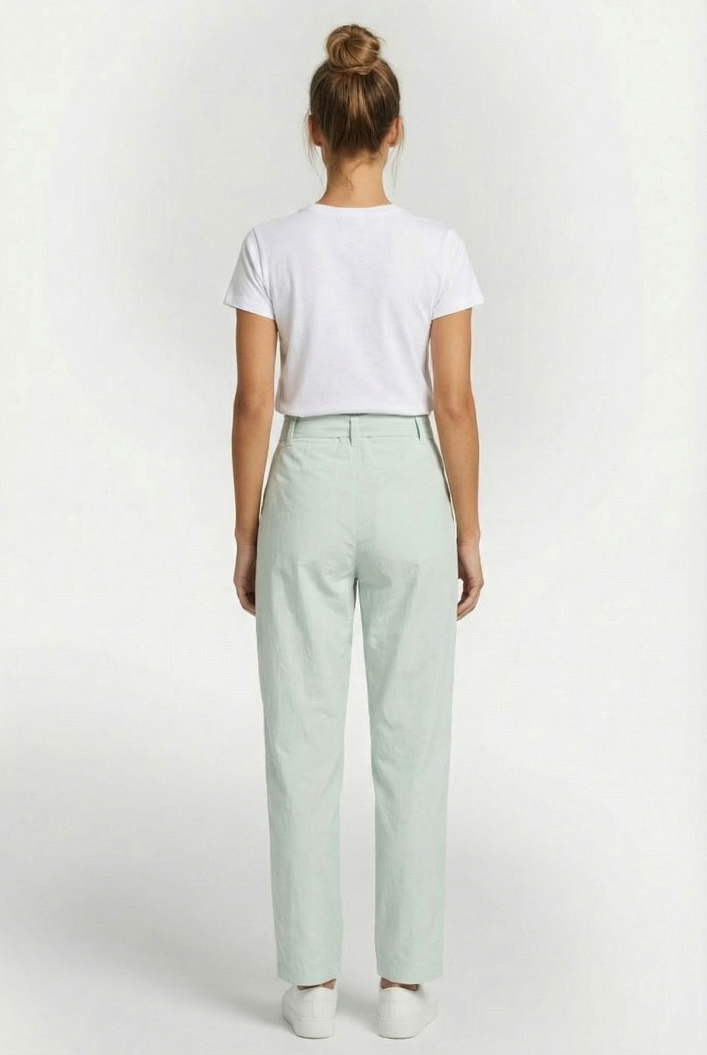LAARS LIGHT GREEN 2