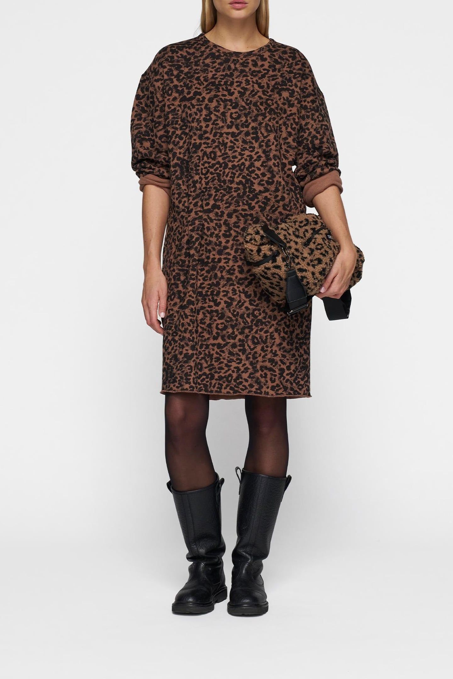 STATEMENT DRESS LEOPARD DARK FUDGE 1