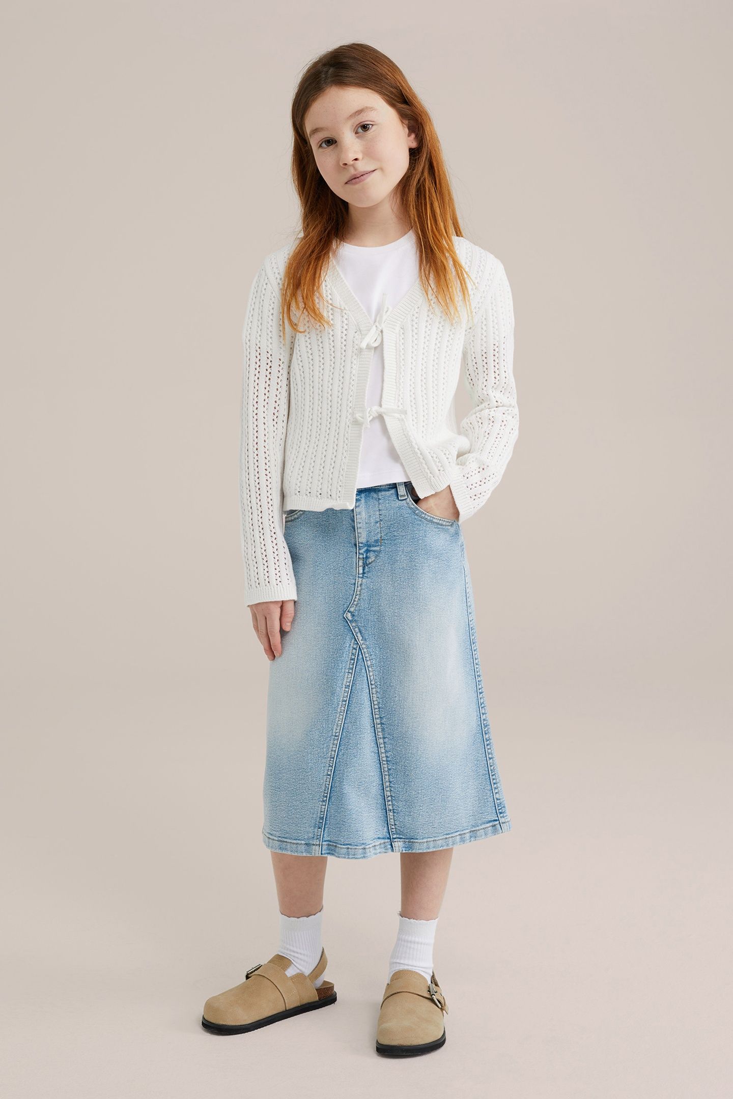 SKIRT MEDIUM LENGTH LIGHT BLUE 10