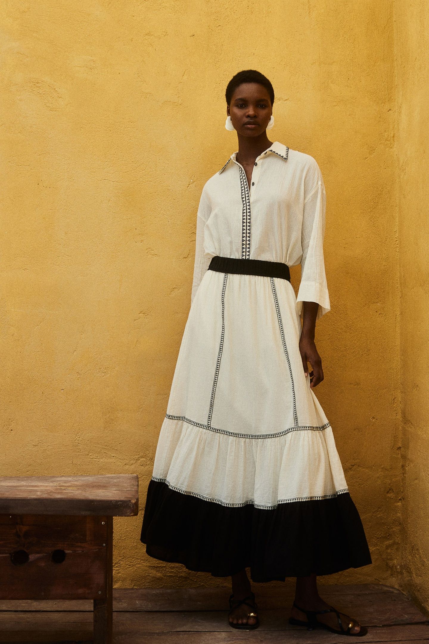 ERATO MIDI SKIRT GAZE BLACK OFFWHITE 1