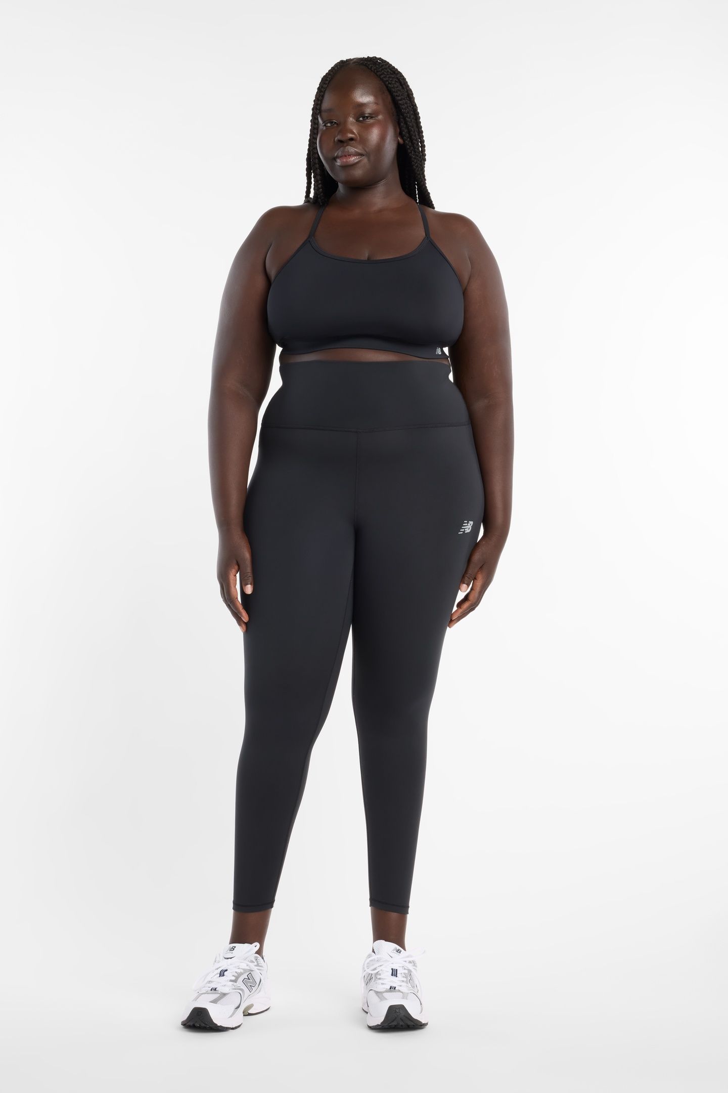 ESSENTIAL YOGA BRA BLACK 4